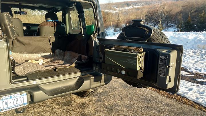 Jeep Wrangler JL DIY Ammo Can Taillgate Storage. IMG_20190309_165718243_HDR_resized