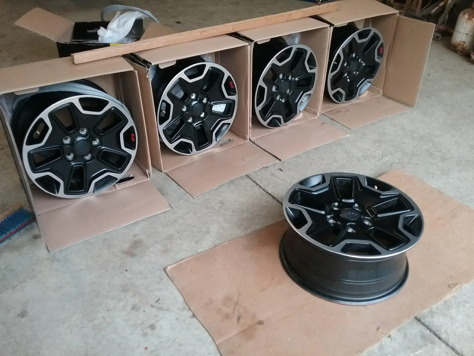 Jeep Wrangler JL Wrangler JK Wheels Rubi1