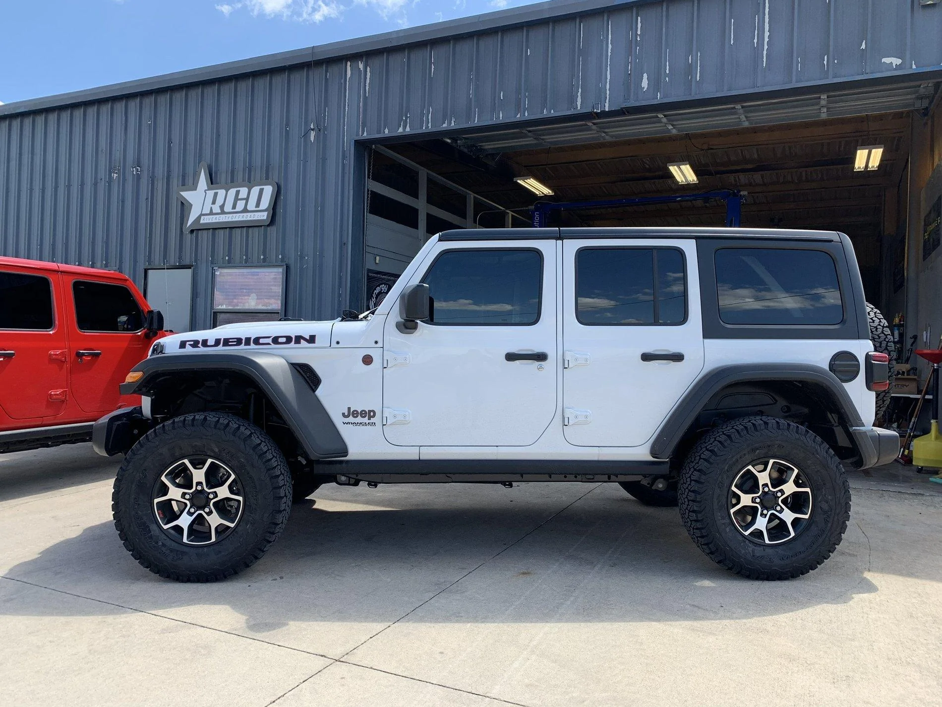 Jeep Wrangler JL Fenders, Plastic or Painted 7216AE9C-8003-44AA-9A0D-51C49E979441