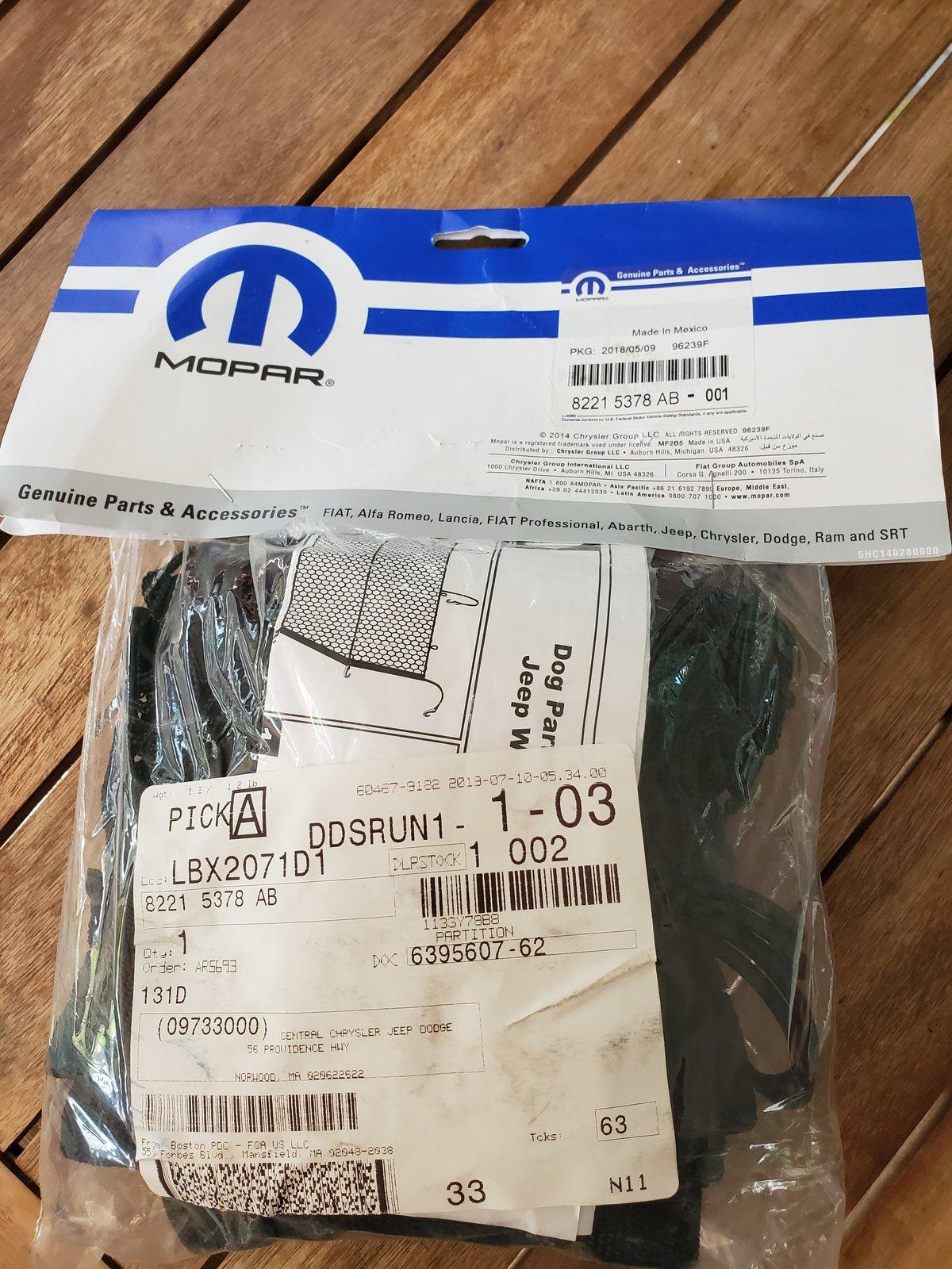 Jeep Wrangler JL Mopar pet barrier: $100 shipped 20190928_151337