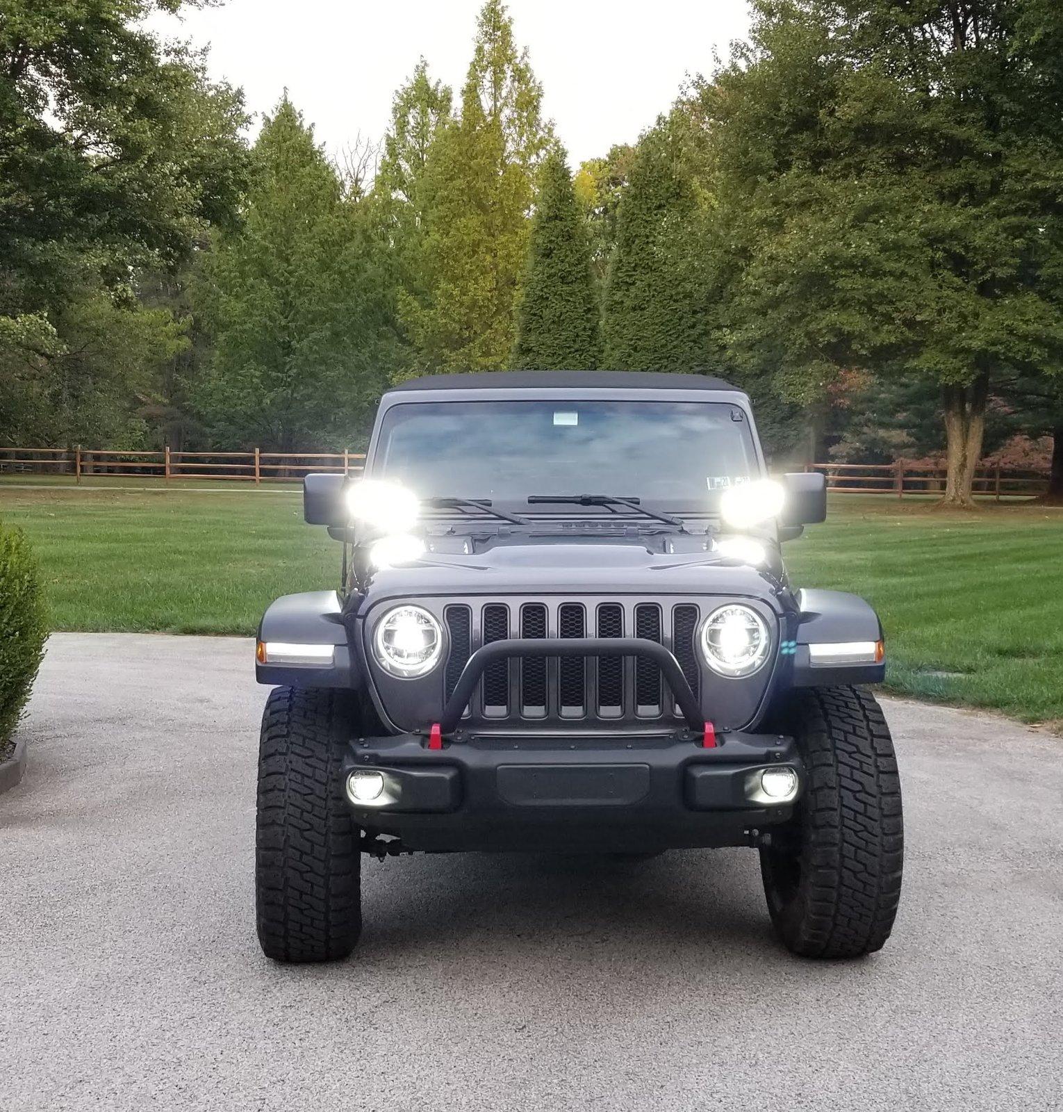 Jeep Wrangler JL A pillar lights 2018 JL Front w Driving lts On