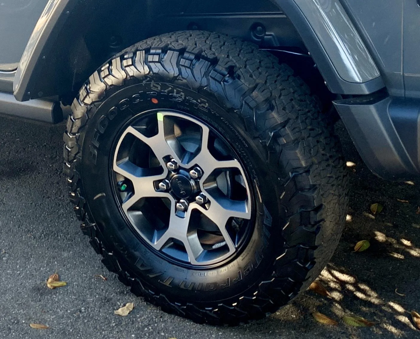 Jeep Wrangler JL New Condition Rubicon Shocks and bumpstops 63DD4BFA-5470-44DA-9765-587CFFA6D3CE