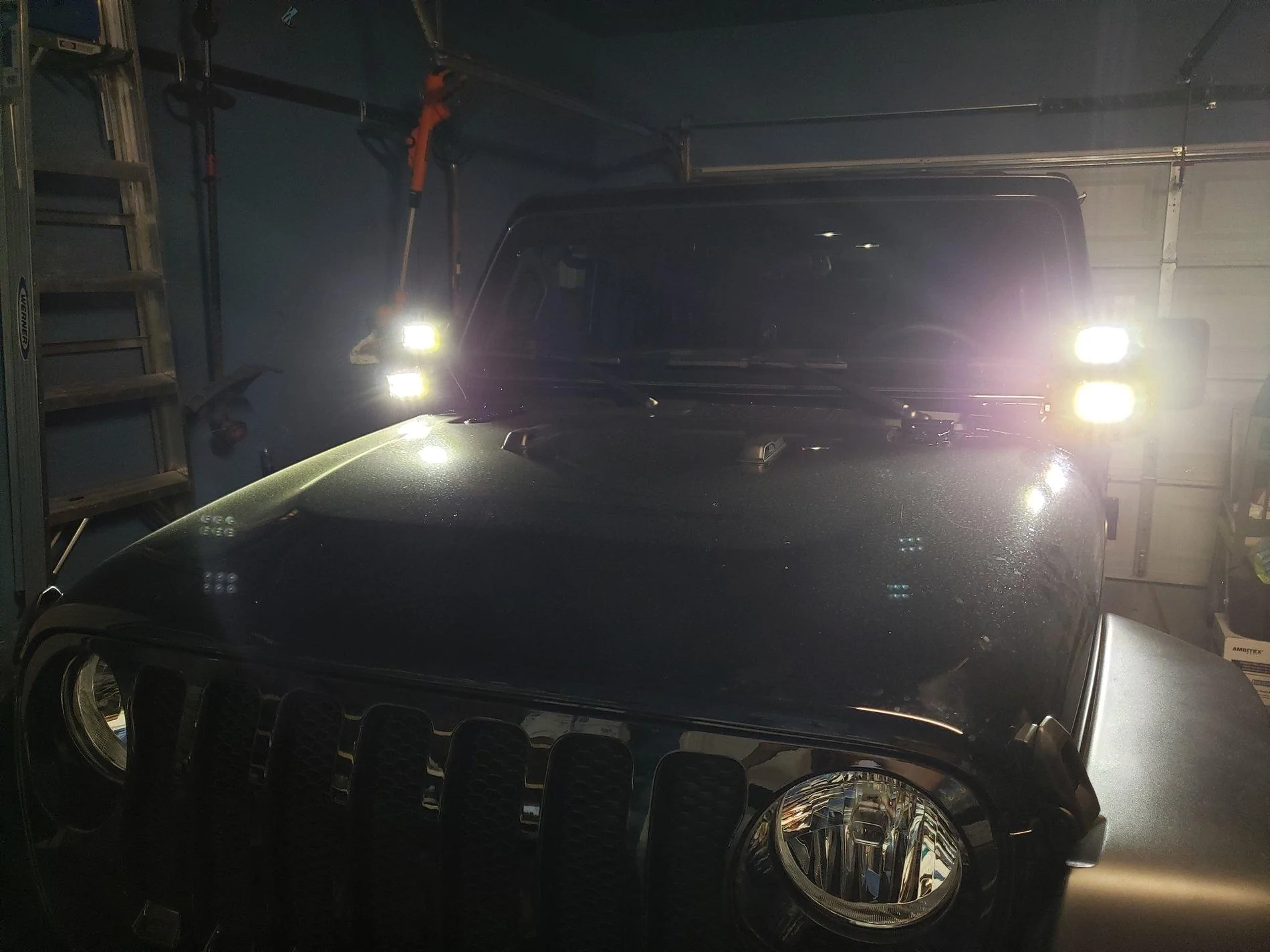 Jeep Wrangler JL A pillar lights 20191001_230427