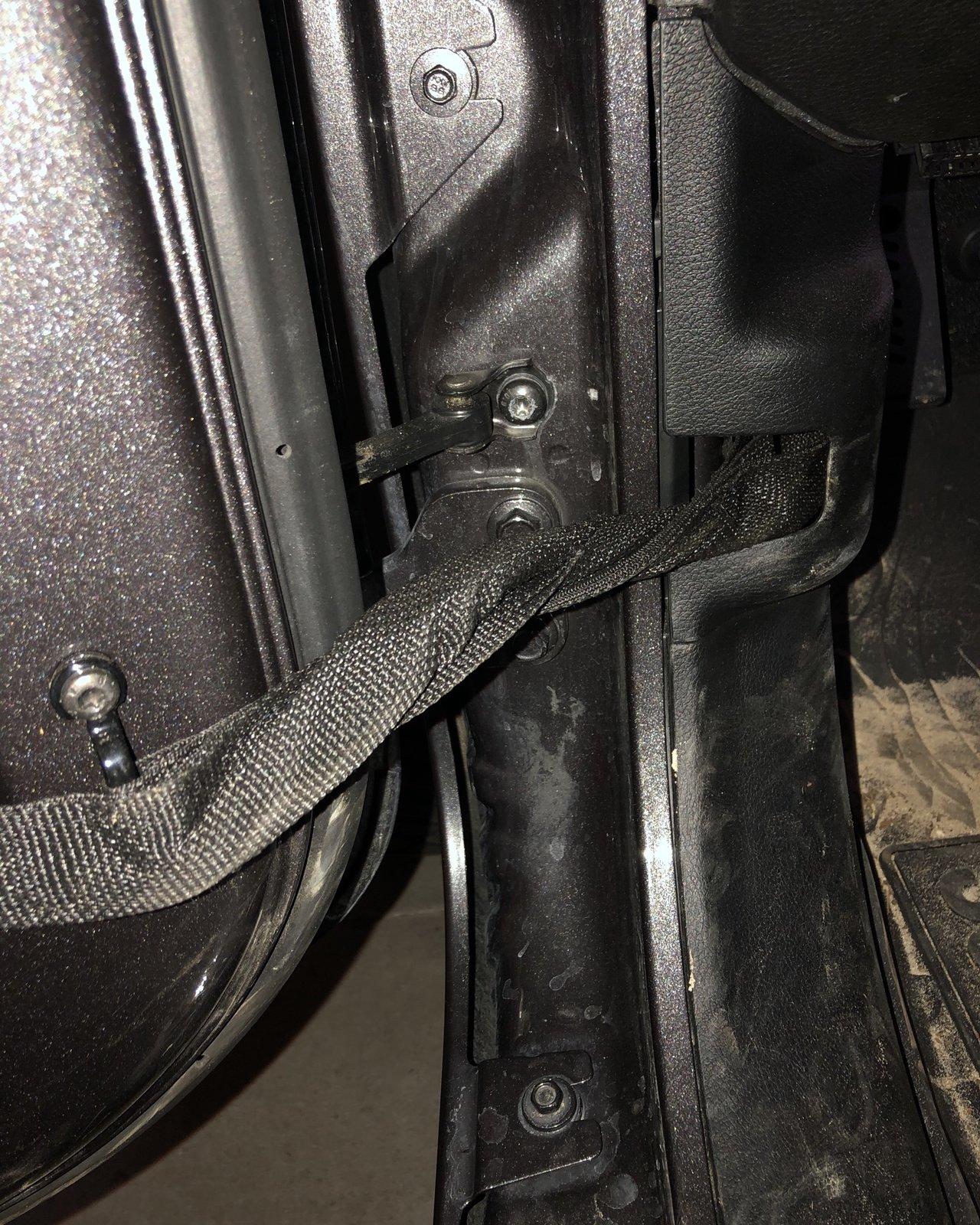 Jeep Wrangler JL Door limiting strap annoying B7E35A1A-FD83-4250-B00A-20109AA7598B