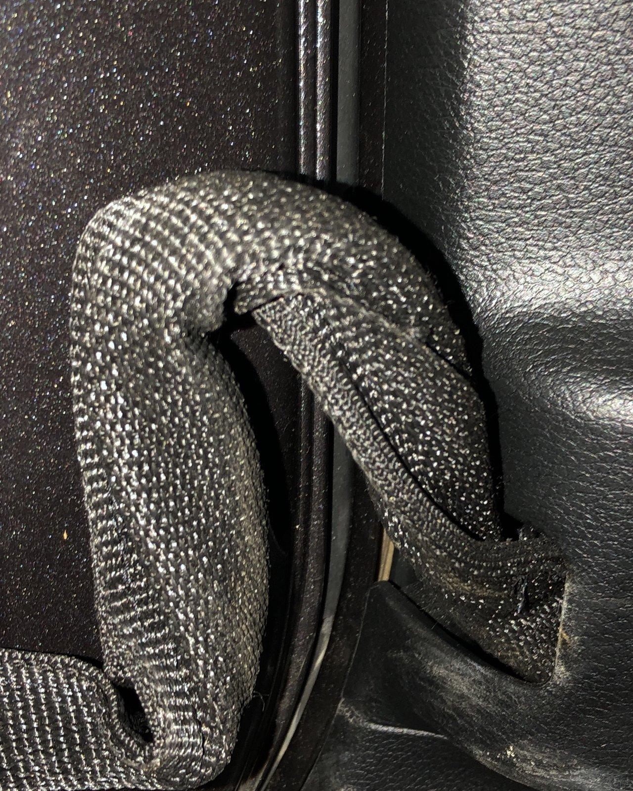 Jeep Wrangler JL Door limiting strap annoying DBEC56FD-C100-4EAC-B9C3-9007606FEEAB