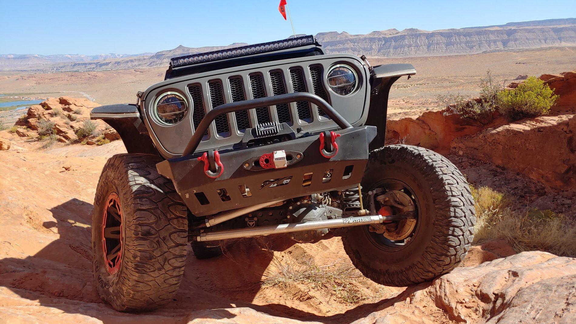 Jeep Wrangler JL Pics from Trail Hero 1005191222_HDR