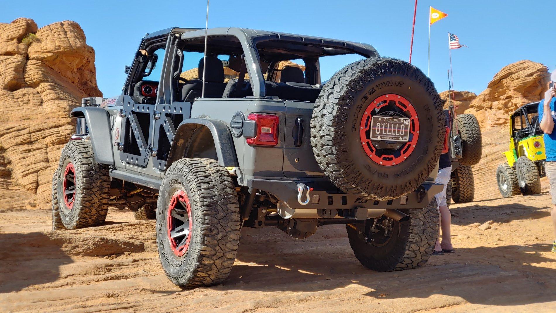 Jeep Wrangler JL Pics from Trail Hero 1004191207_HDR