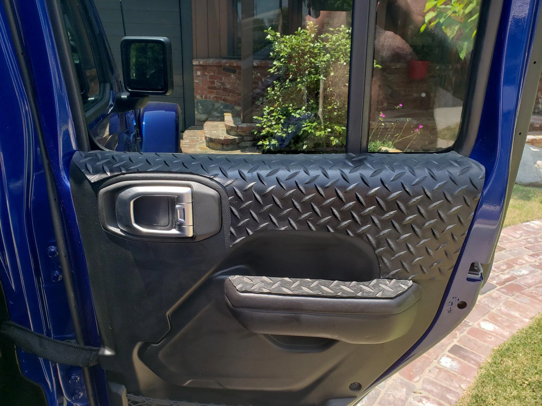 Jeep Wrangler JL Door Panel Protectors for Dogs 20180623_130829