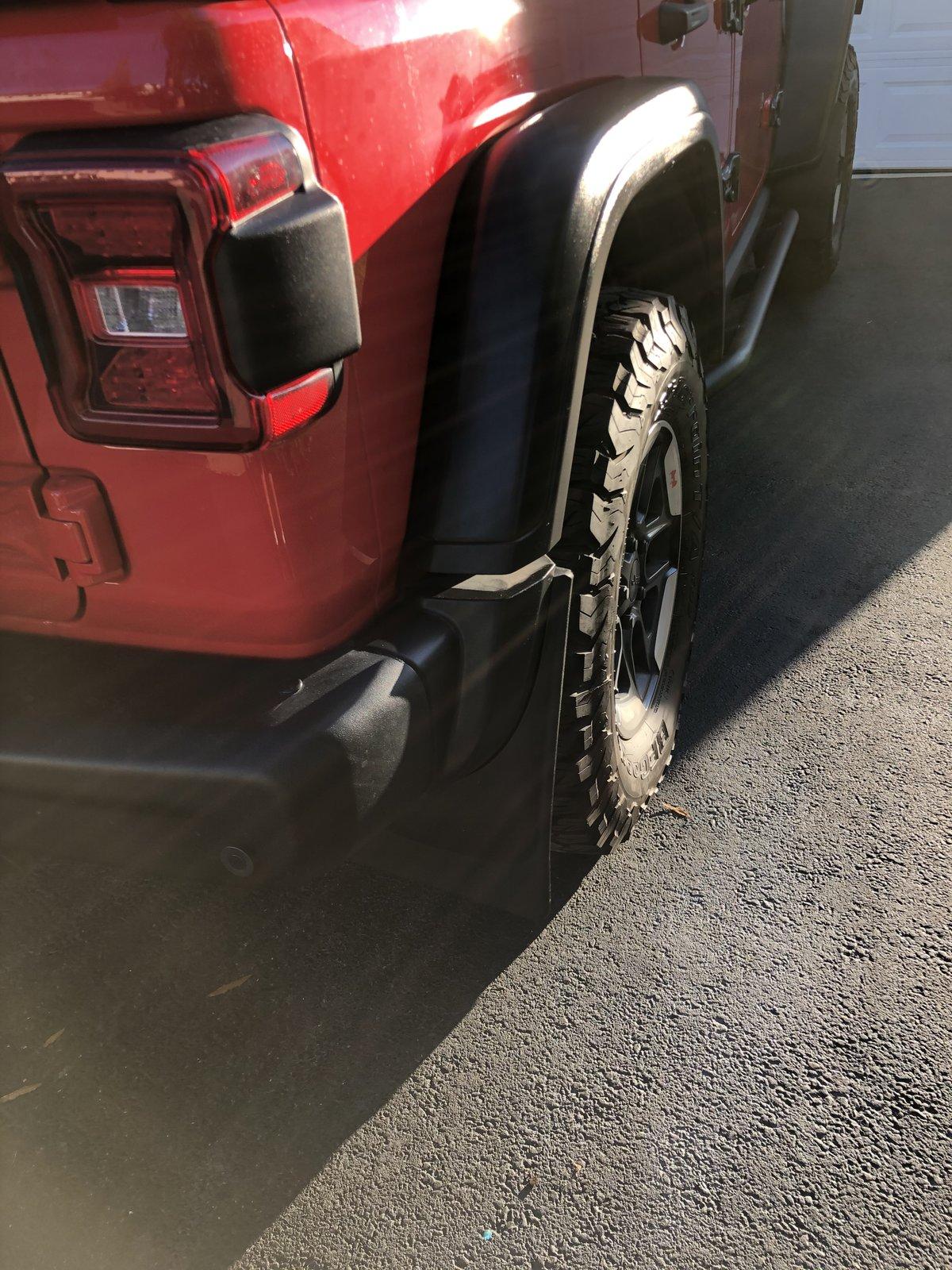 Jeep Wrangler JL Mudflaps and Rubicon Flares? IMG_8452