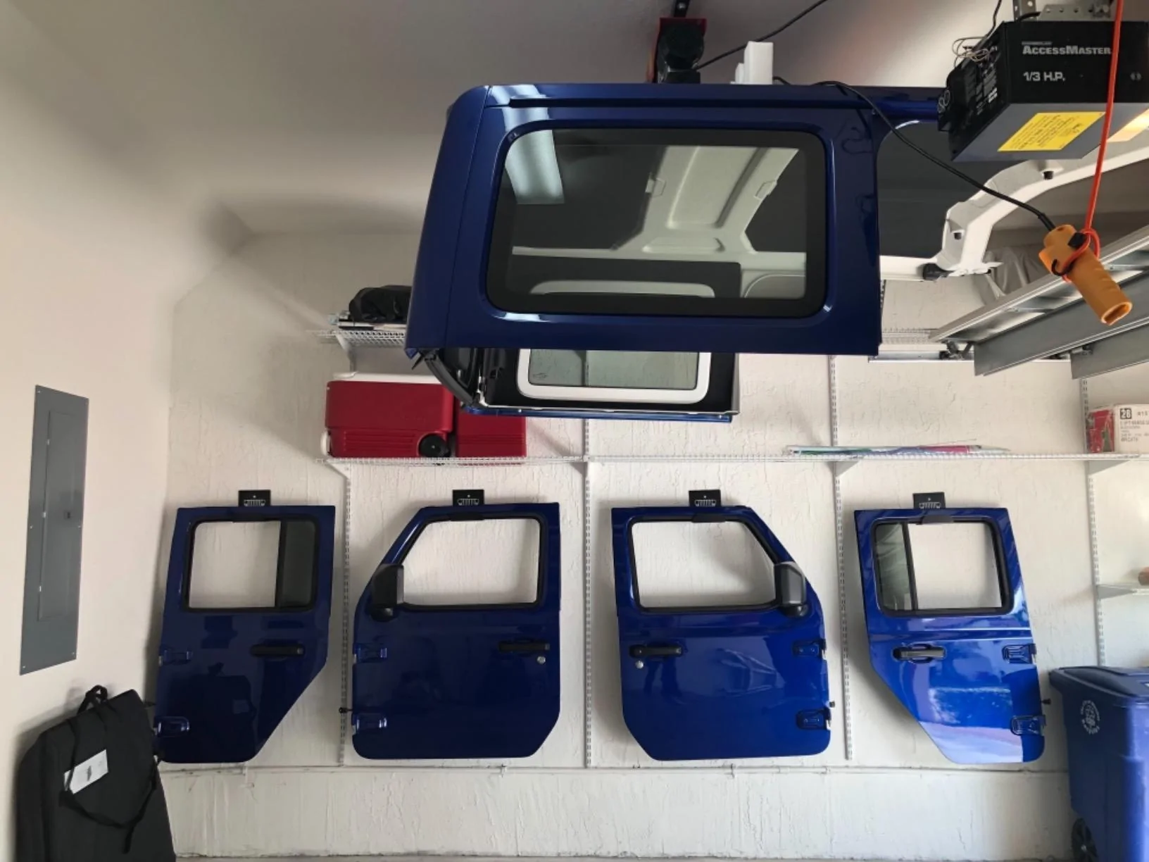 Jeep Wrangler JL Is there a hoist system being used here? vMnhALh