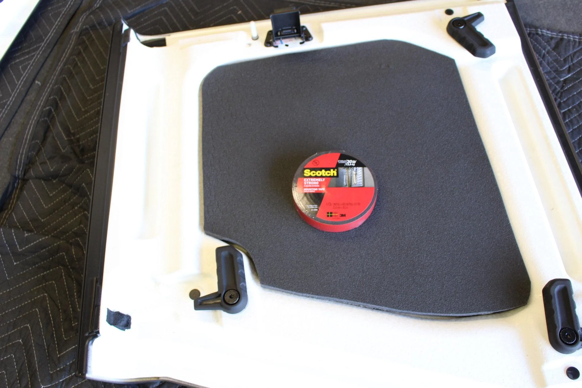 Jeep Wrangler JL DIY freedom panel insulation IMG_0217