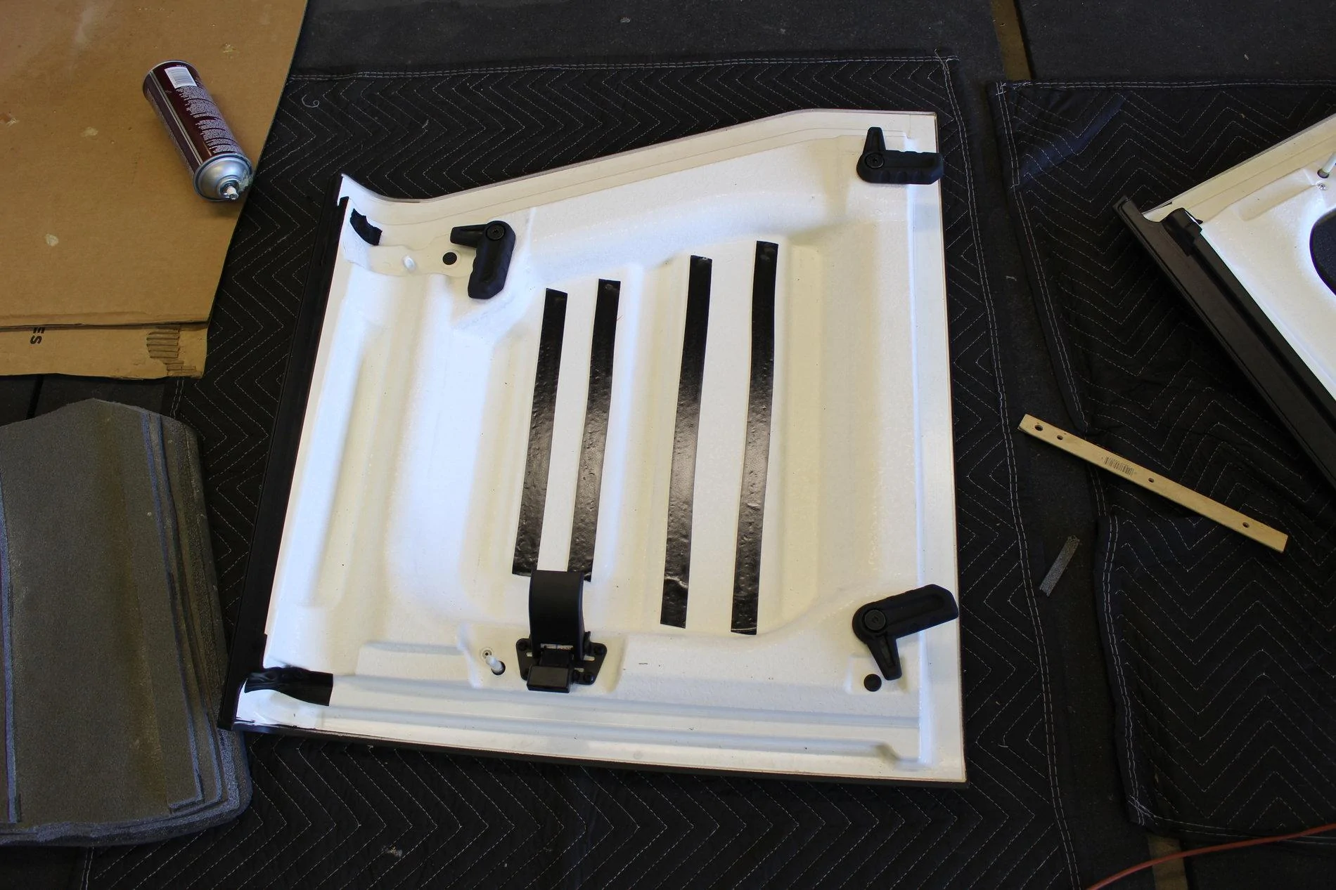 Jeep Wrangler JL DIY freedom panel insulation IMG_0222