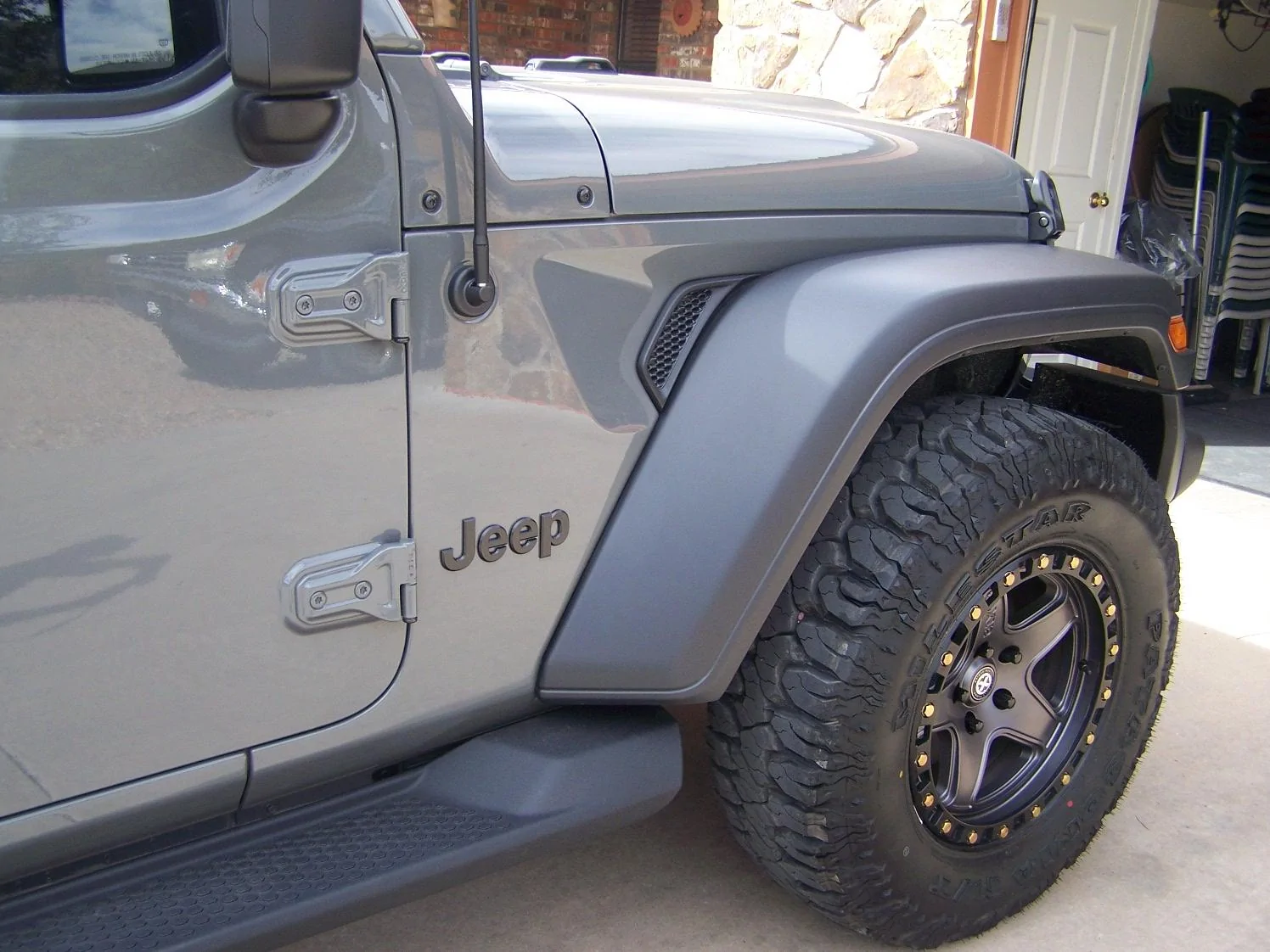 Jeep Wrangler JL First Time Plasti Dipper 100_4050