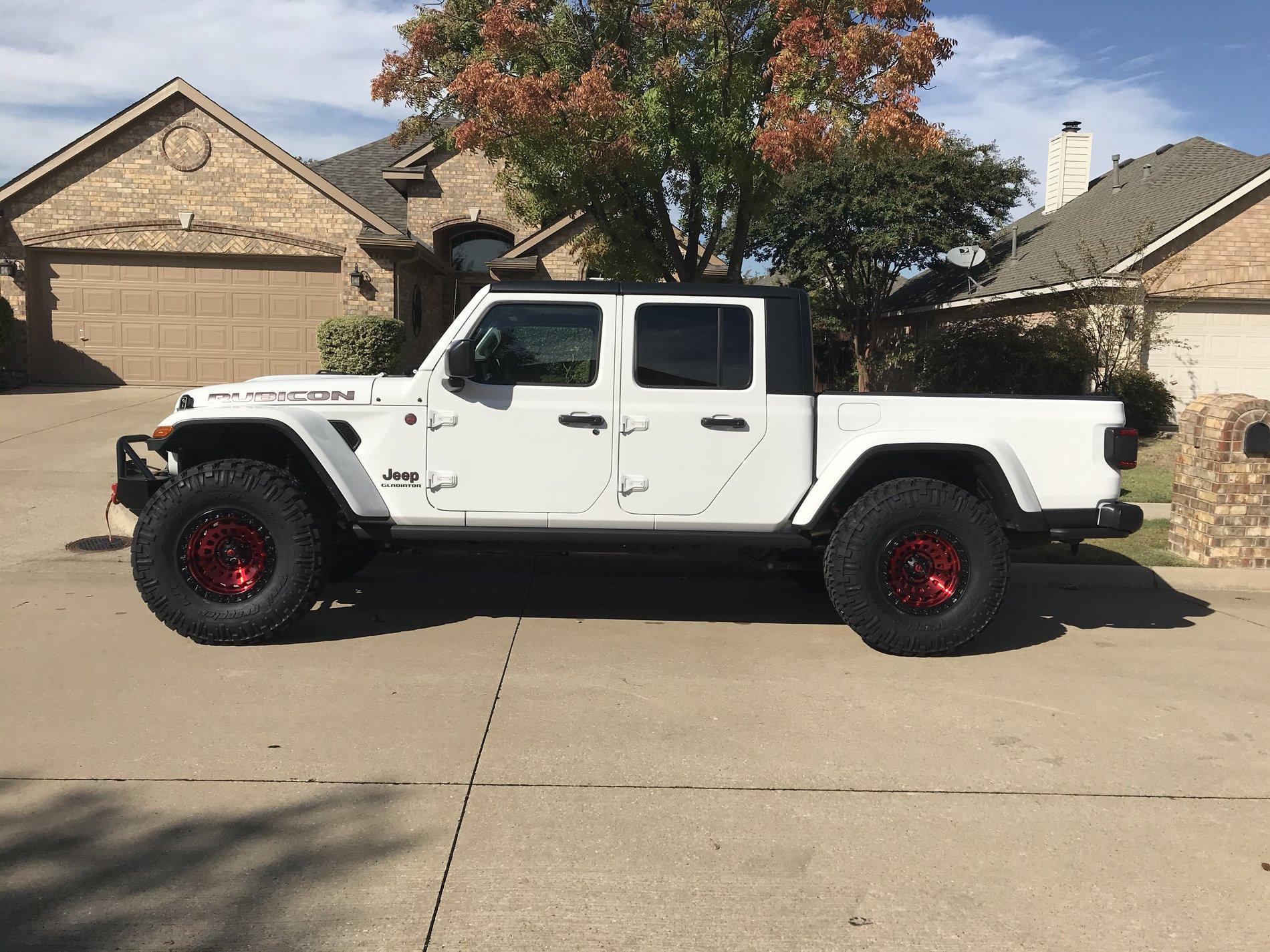 Jeep Wrangler JL Gladiators 60E5CDB1-01DA-4542-B8BC-87A7A116DA51