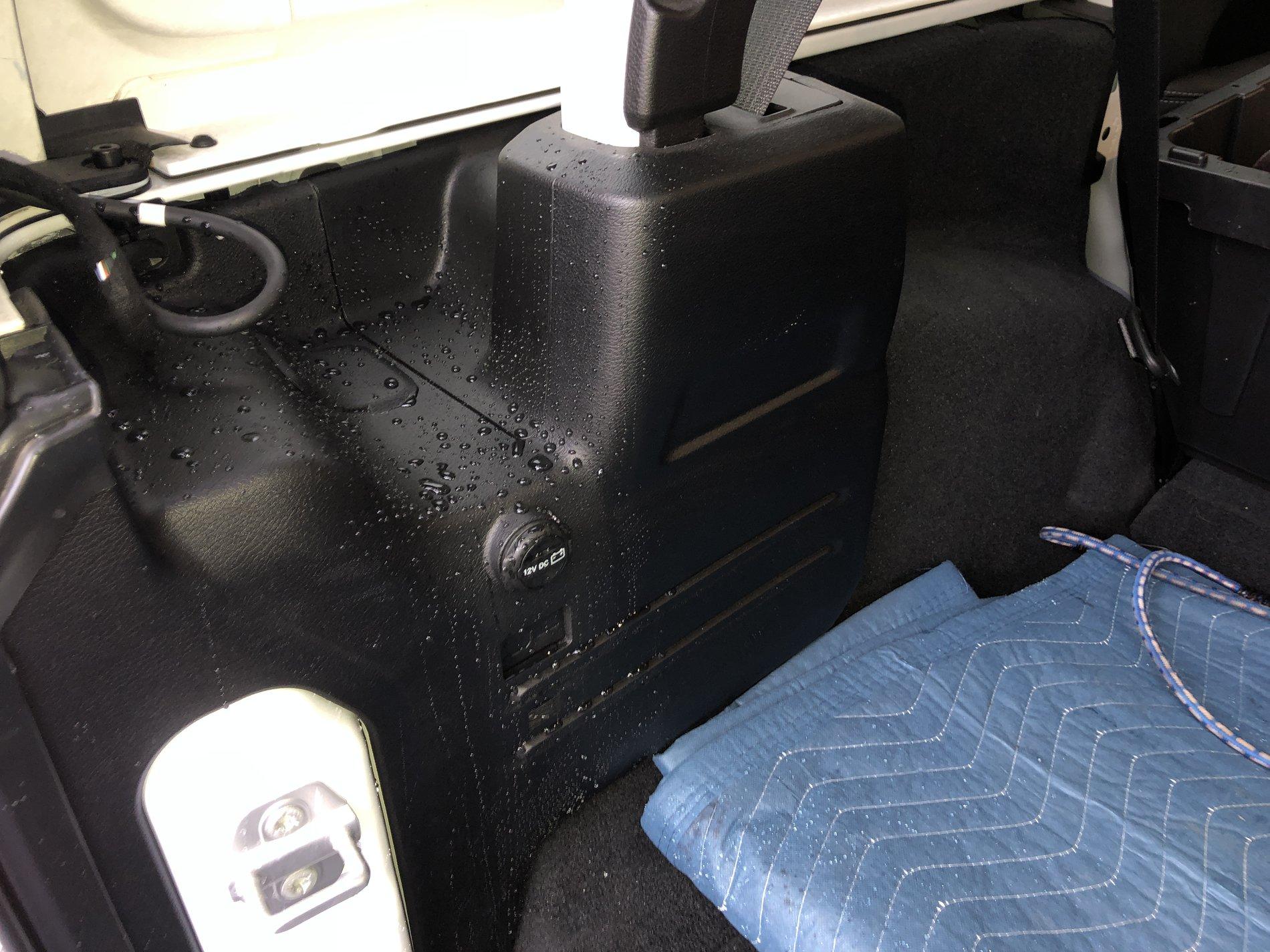 Jeep Wrangler JL Sky One-Touch... Still Leaking IMG_4204.JPG