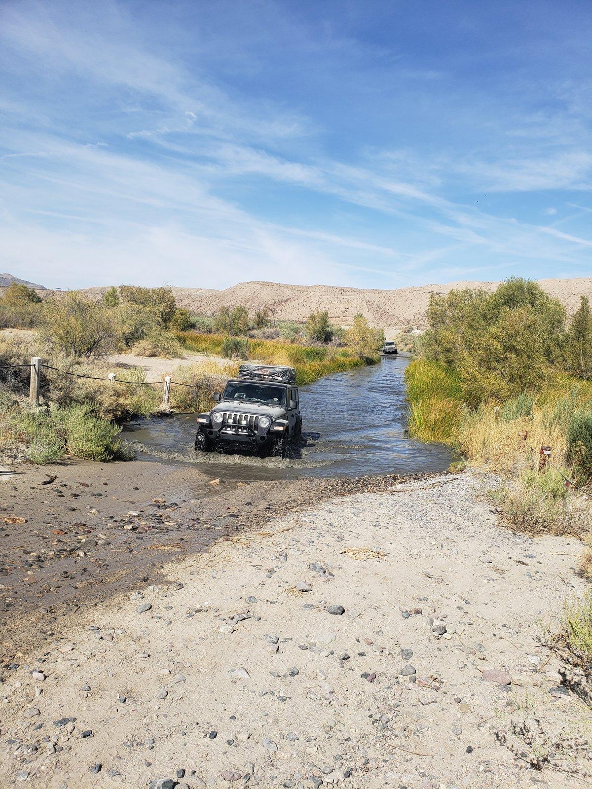 Jeep Wrangler JL Mojave Rd. roll call 20191016_112505