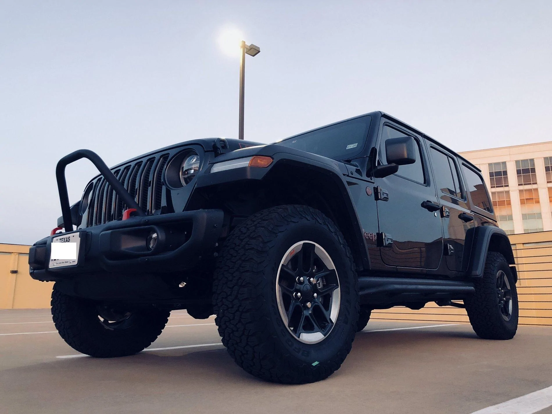 Jeep Wrangler JL ‘18 Black JLUR - NEW  39” BFG KM3 & Rotiform SIX 17x9, RK X-Factor 3.5” w/ Kings, Road Armor Flares E075D500-D9DD-4CA2-B3B0-9D5FB72DA35F