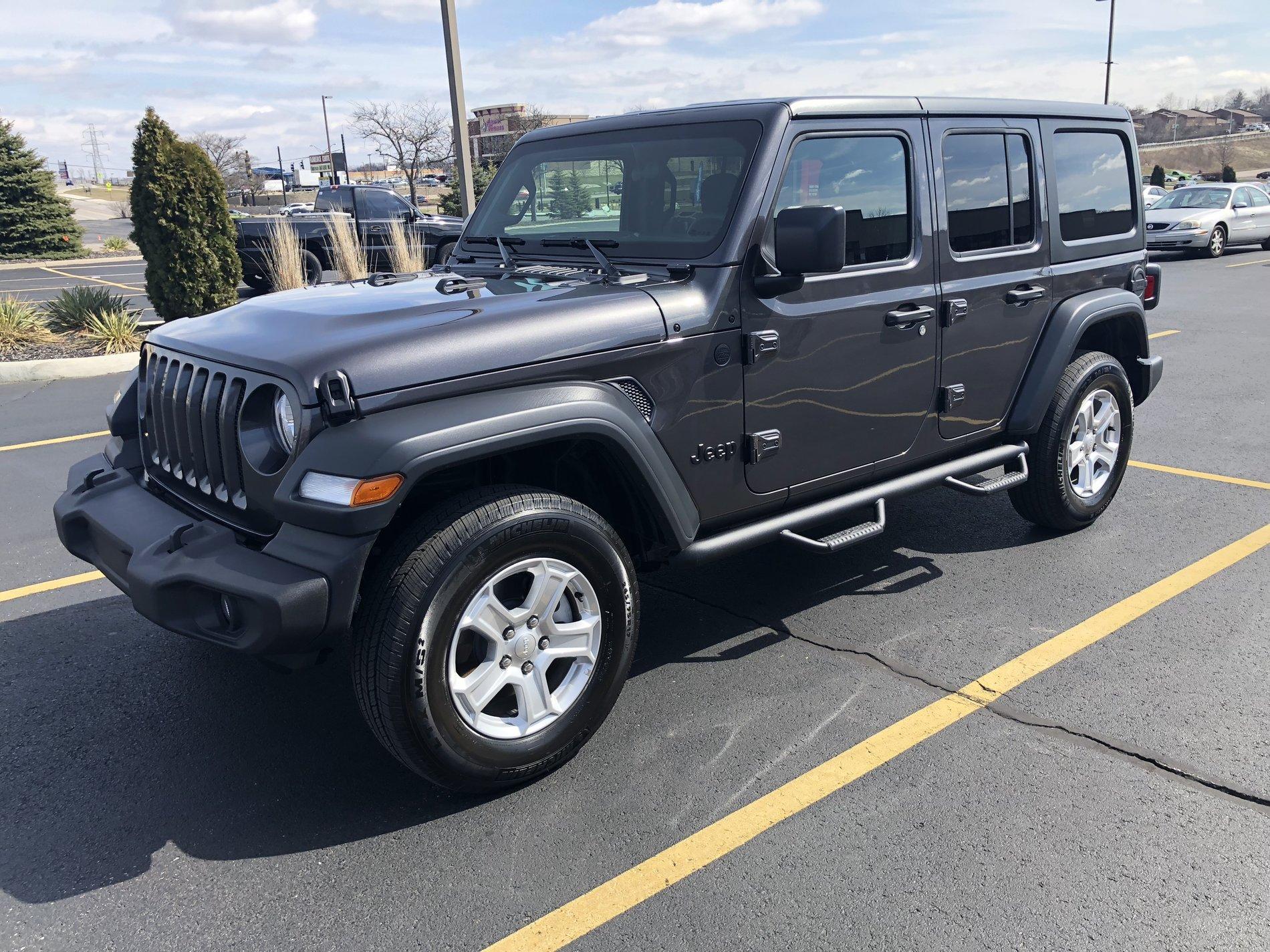 Jeep Wrangler JL Show me your Nerf steps 2BC4CBB1-0D3C-42A7-976A-4646A1D7D913