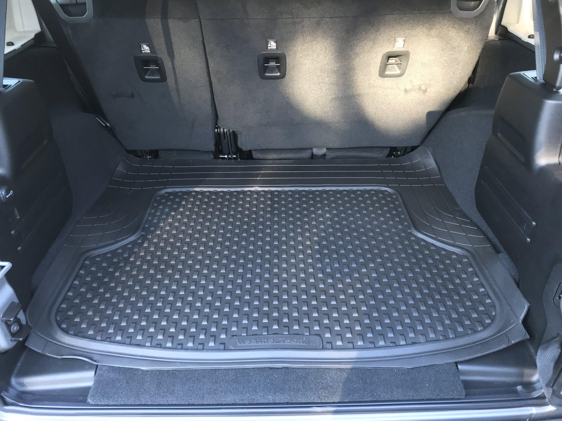 Jeep Wrangler JL Trunk Liner 4E5AF1F5-3879-4DE8-B5DB-E7C67C03FD97