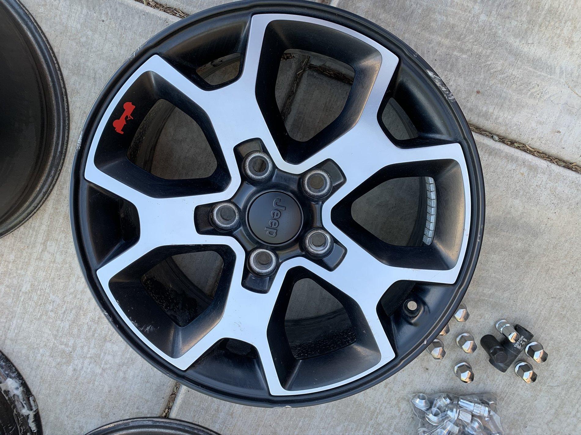 Jeep Wrangler JL 2019 Rubicon Wheels $300 596C52E8-713F-4B41-BC30-6DA895FCA606