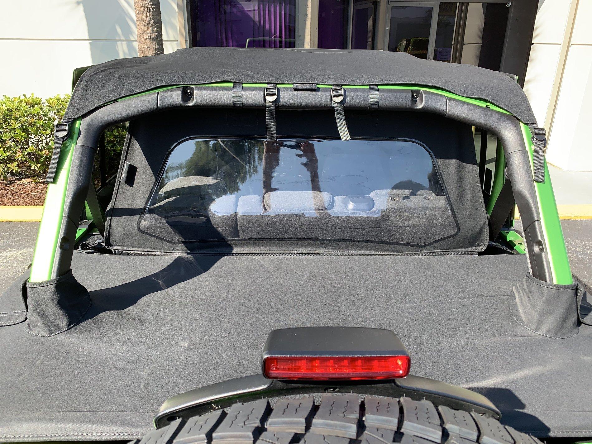 Jeep Wrangler JL JL Bikini Tops? Tonneau_Windbreaker_CENTER
