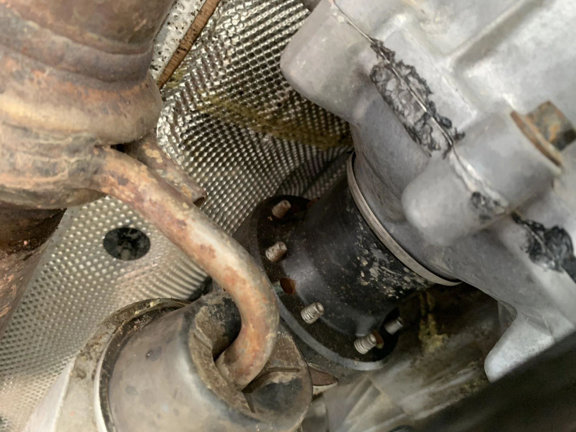 Jeep Wrangler JL Grease from behind Rzeppa joint CC947F38-C091-498A-A0AF-0727CF78C2BC