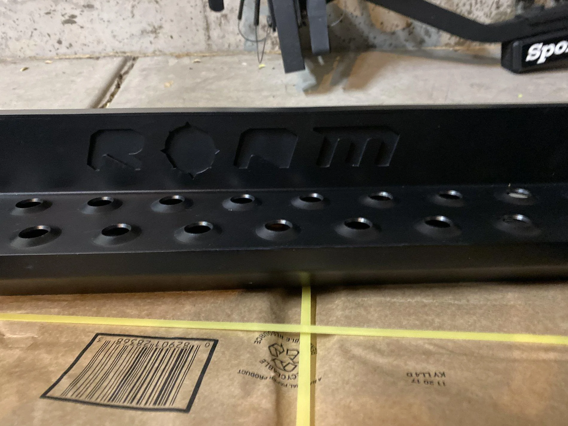 Jeep Wrangler JL ROAM side steps 32410840-D8A6-4BDF-81CE-30EC750CDB25