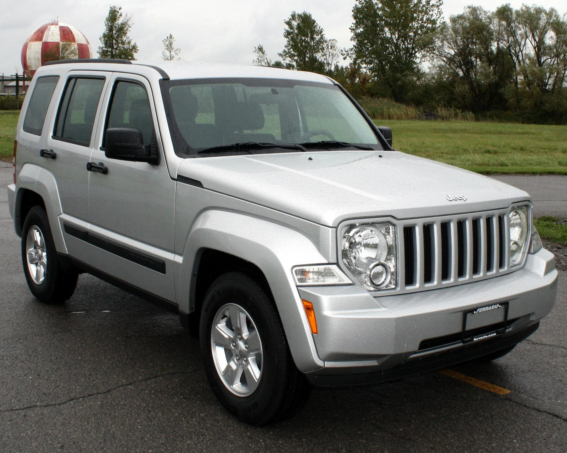 2012_Jeep_Liberty_--_NHTSA.webp