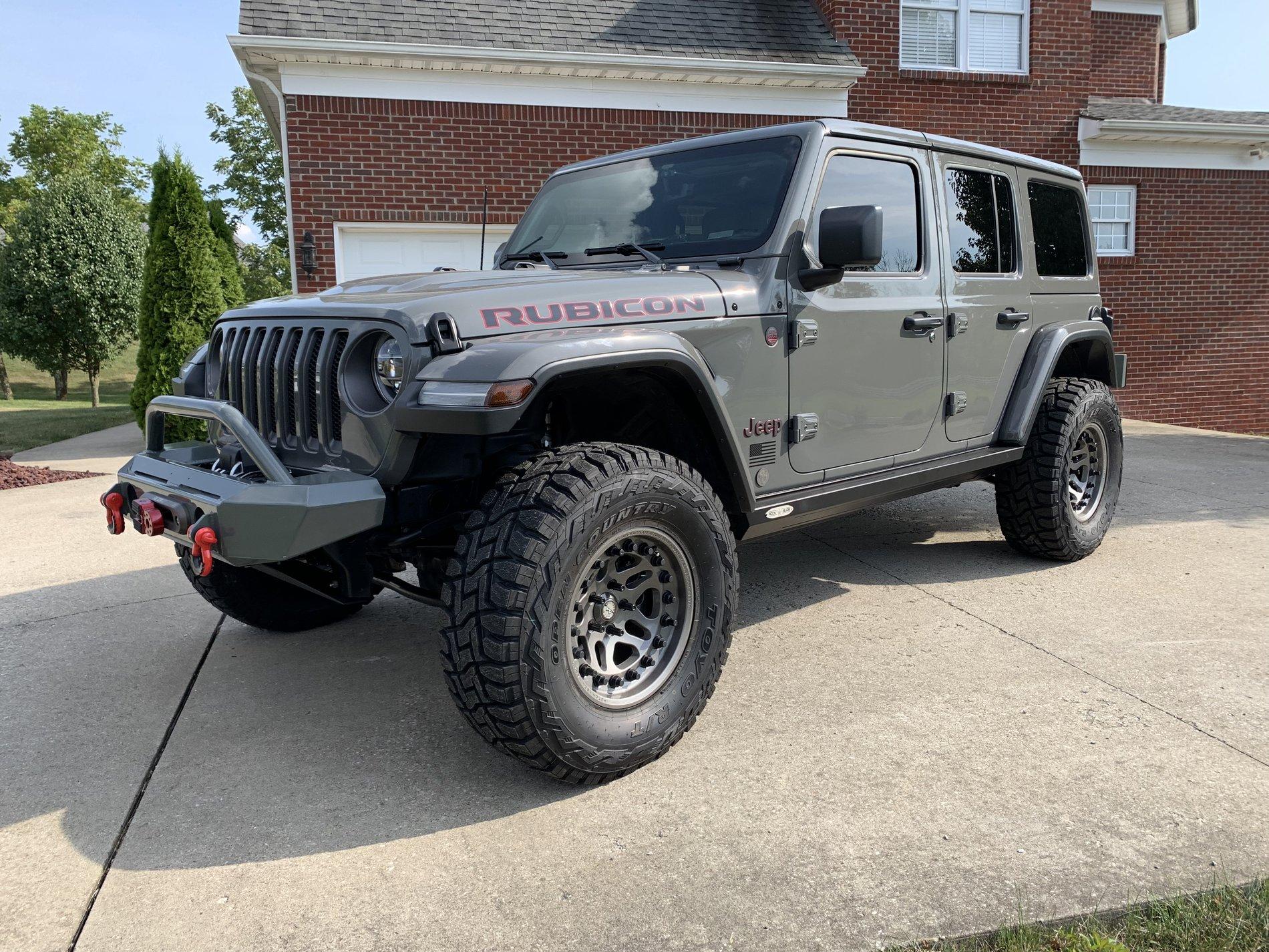 Jeep Wrangler JL Body color matching bumper D447FCD2-48AE-4A7D-B7EE-51F379734947