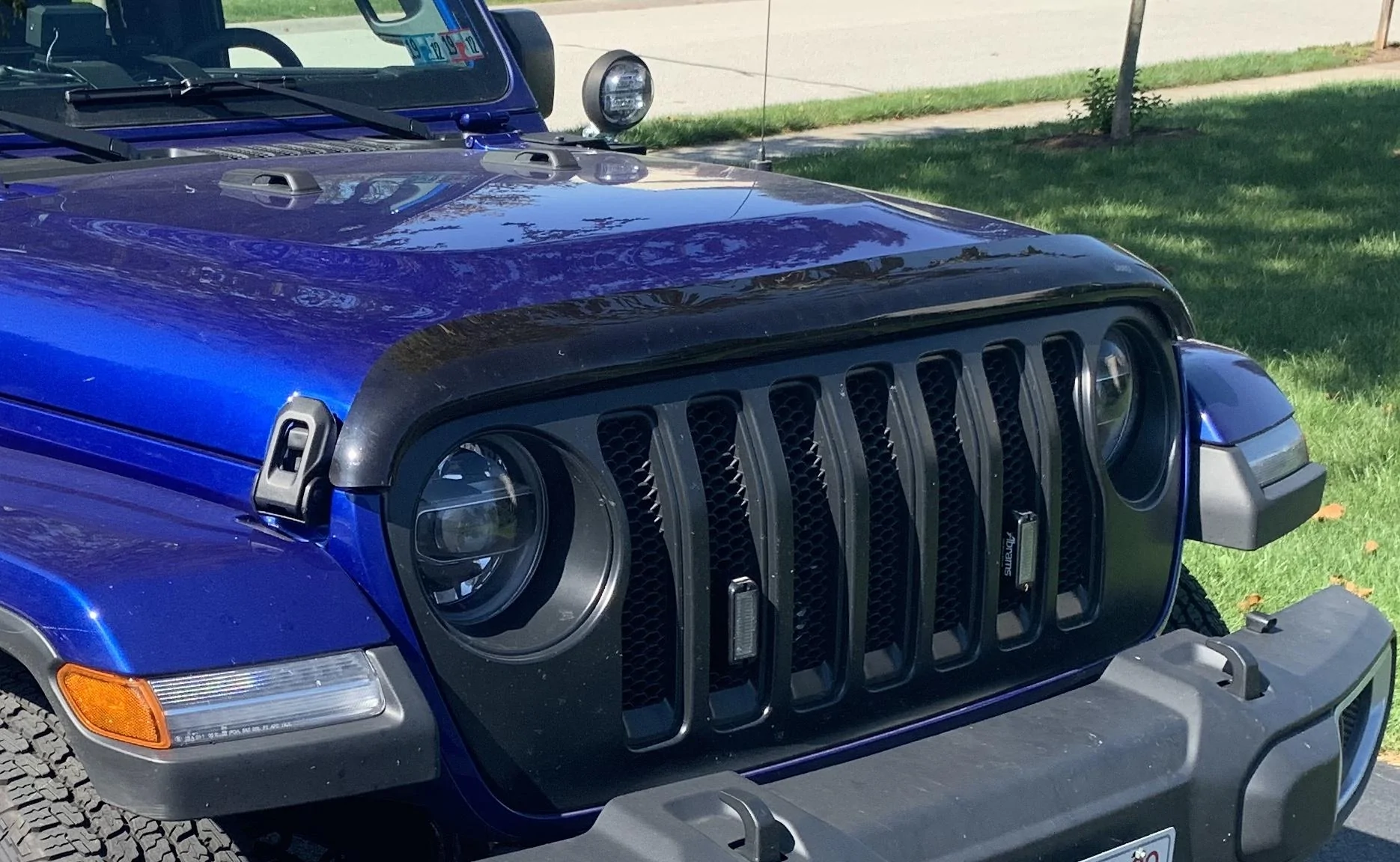 Jeep Wrangler JL Mopar Satin Black Grill D195A333-0D71-4E56-BA40-B5309303C999
