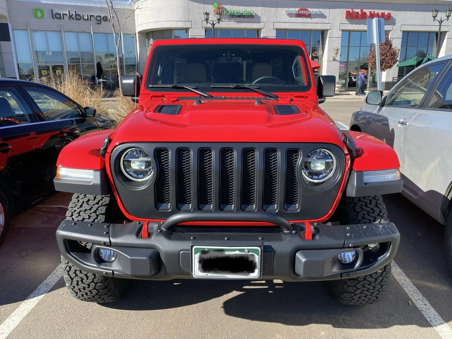 Jeep Wrangler JL Mopar Satin Black Grill 84F2F4E4-2D2B-4021-907E-EBC00048987F