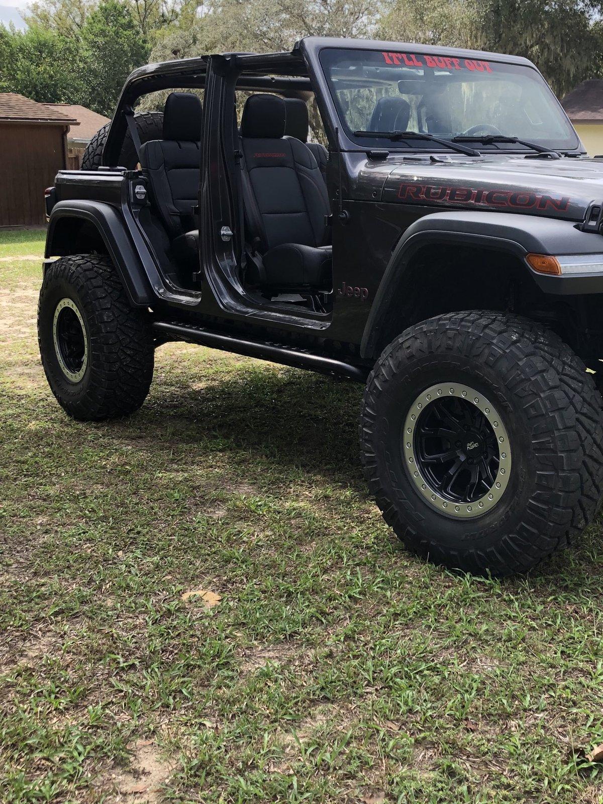 Jeep Wrangler JL Question for folks with Rock Rails. 48C7B6A1-E315-4602-97C5-1BFD58C1B038