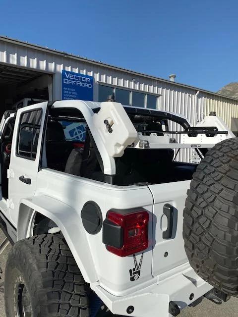 Jeep Wrangler JL Vector Offroad's JL Cage Packs P4