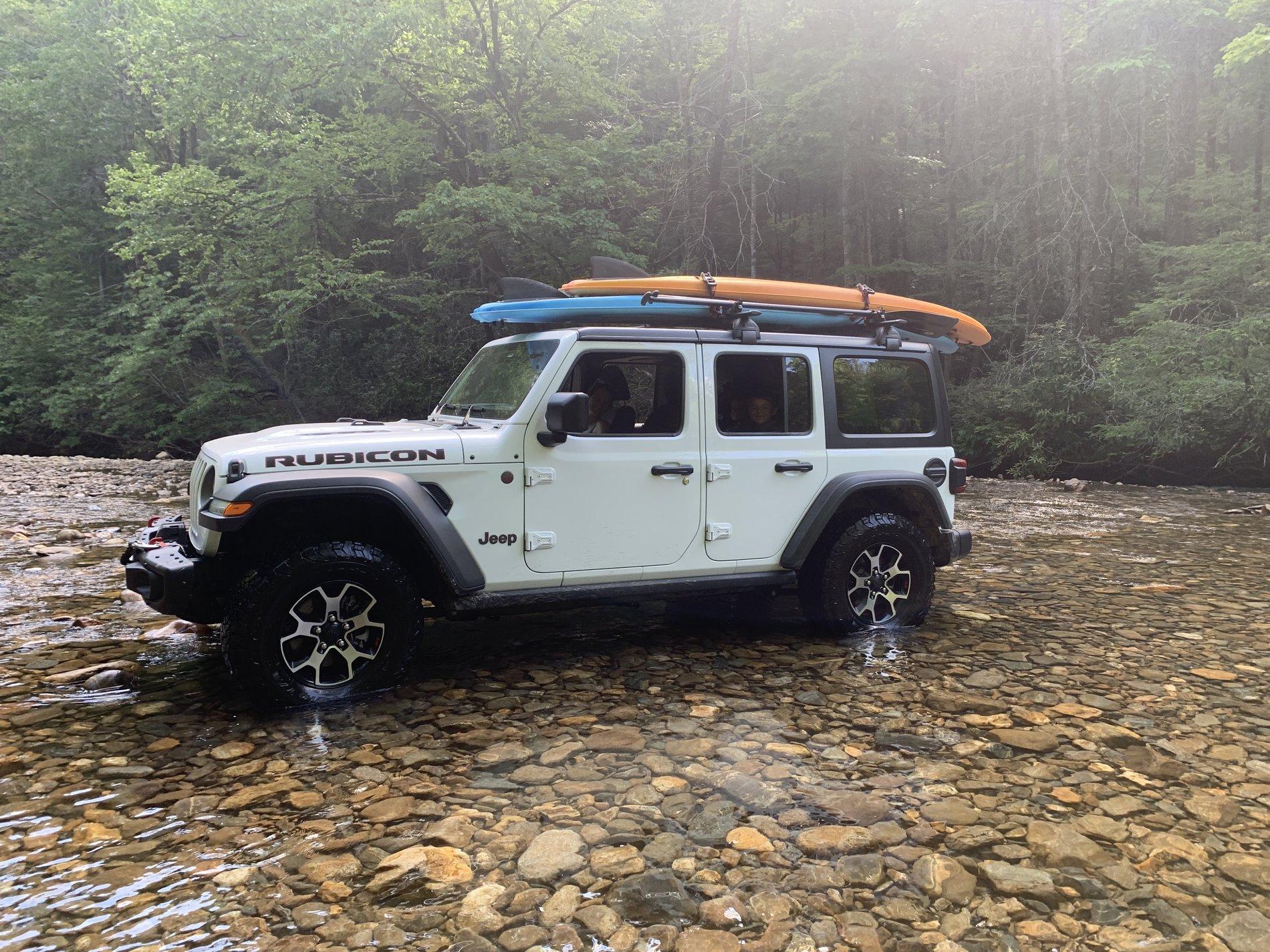 Jeep Wrangler JL Let's See Some JLU Gutter Mounted Crossbars 5A6DF64A-A048-4110-A157-3441C9D8B1C1