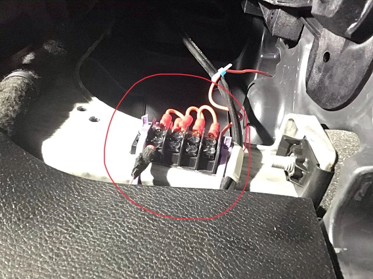 Jeep Wrangler JL Installed Switched power Set up upload_2019-11-21_8-16-31