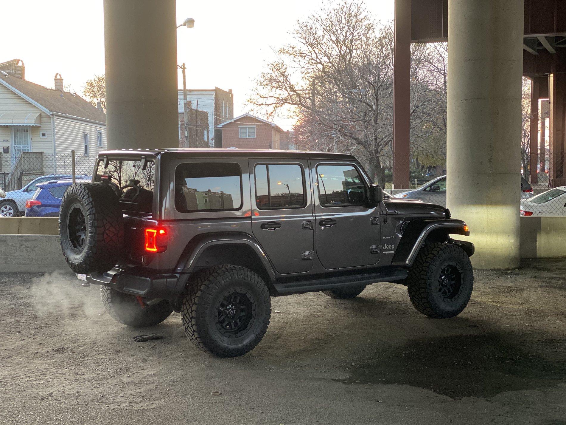 Jeep Wrangler JL Cooper Discoverer STT Pros or Nitto Ridge Grappler on Sport JLU Pictures Needed NCB1NOlnRDGCwaSZCx3SdQ