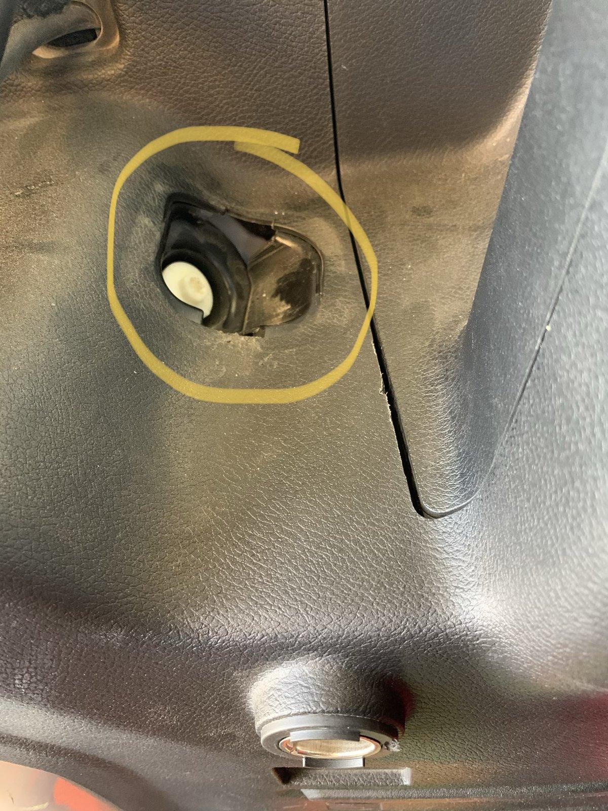 Jeep Wrangler JL Adding additional 12 V to cargo area 5B1A844D-5A90-48EC-B8A0-4238DD66C3B7