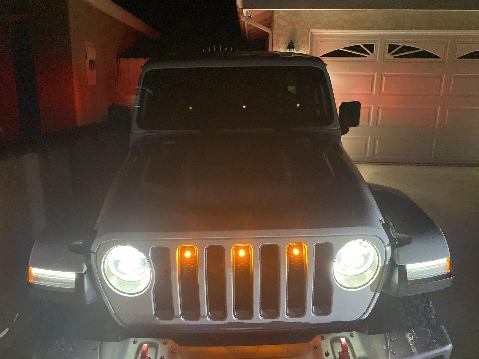 Jeep Wrangler JL Raptor Grille DRLs? 1FEAAA9B-24A2-4892-BD47-418B0D4B4664