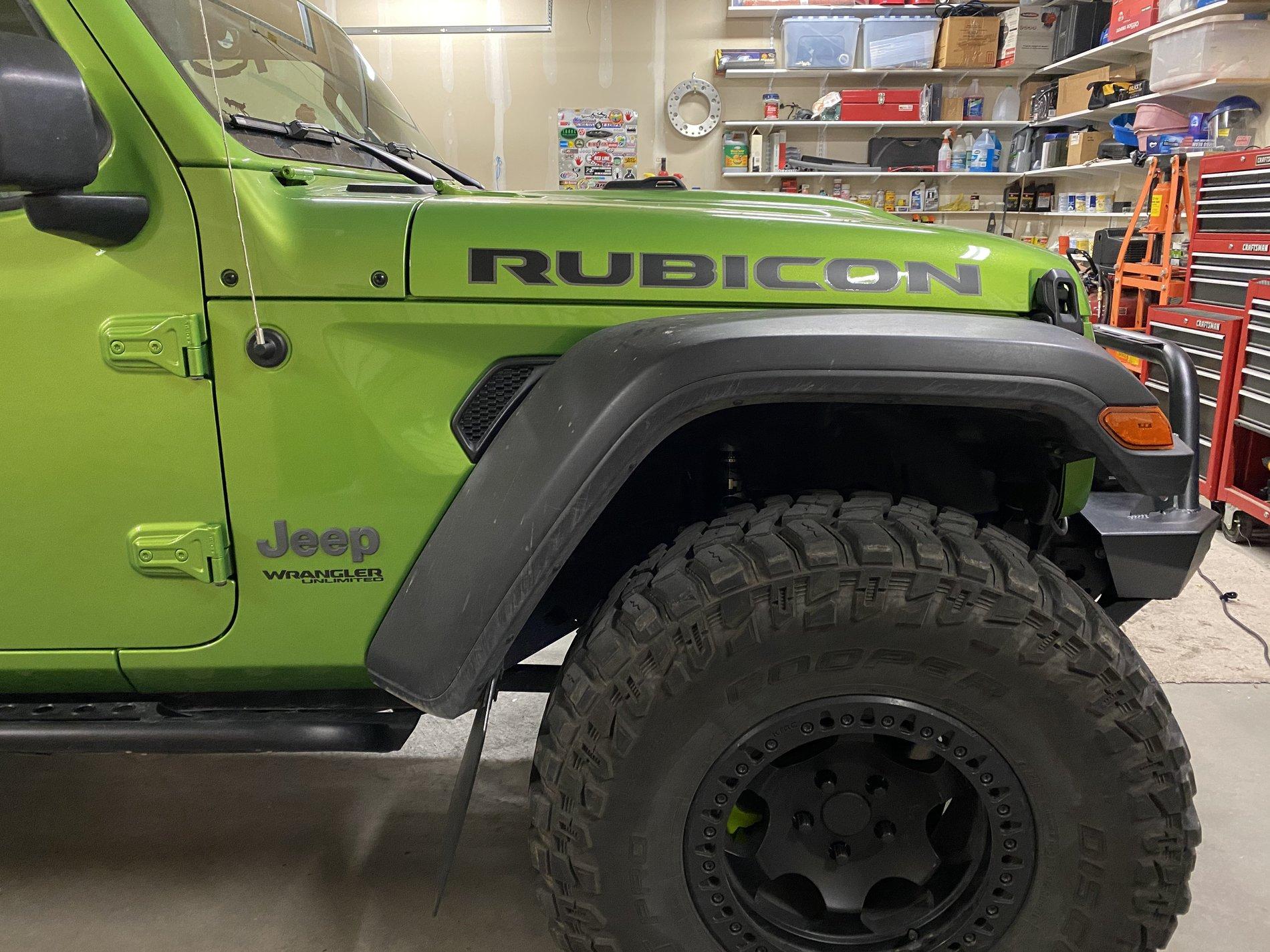 Jeep Wrangler JL JL Rubicon Red Decal Delete IMG_4912