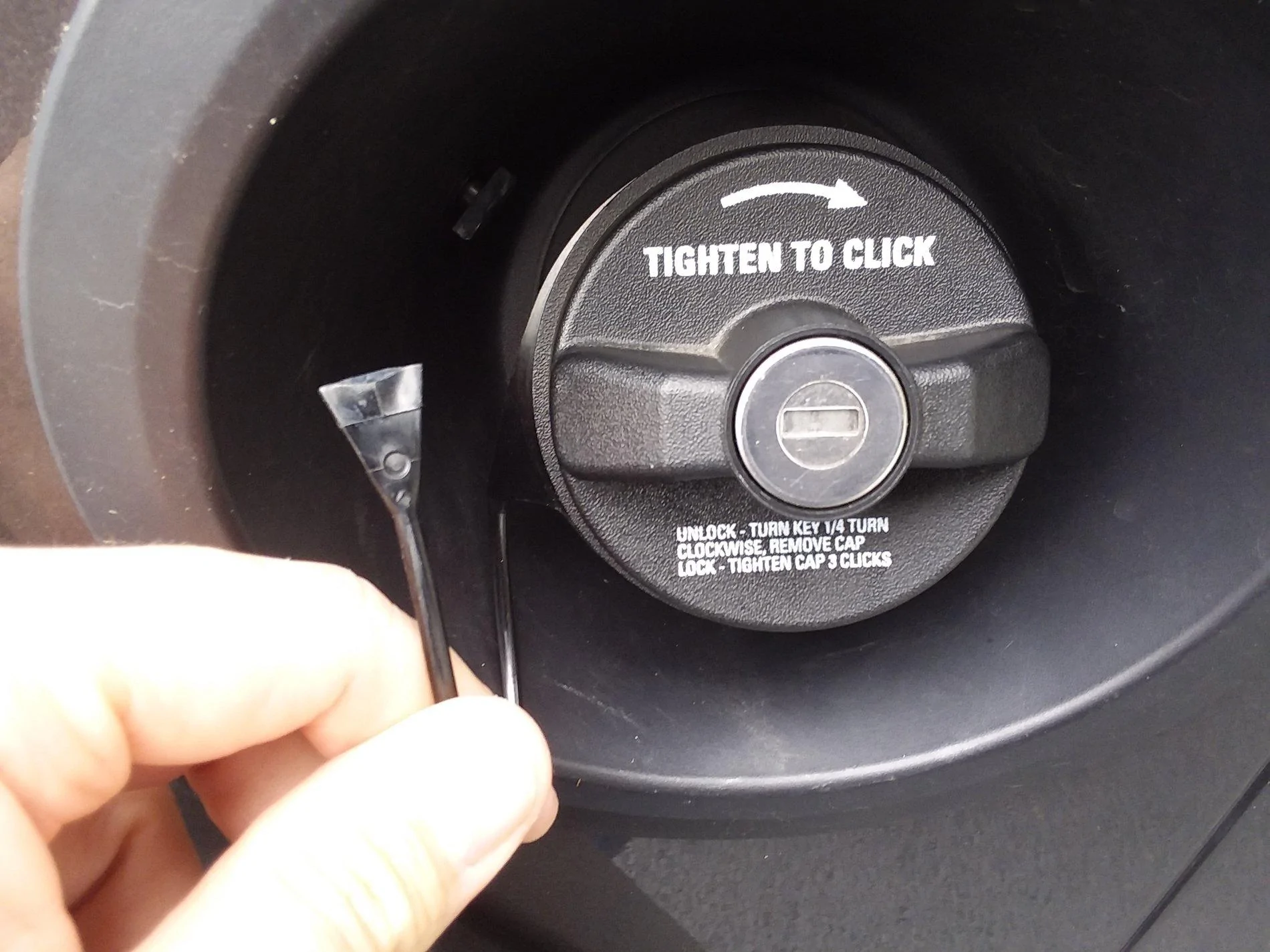 gas cap tether broke off. | Jeep Wrangler Forums (JL / JLU) -- Rubicon,  4xe, 392, Sahara, Sport - JLwranglerforums.com