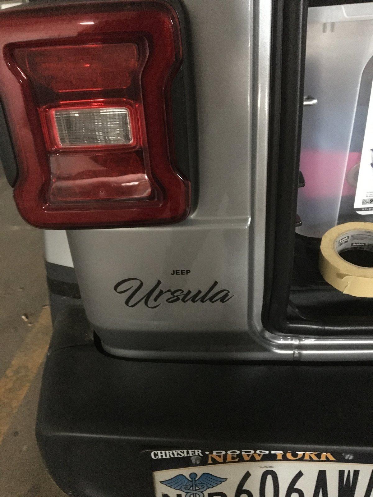 Jeep Wrangler JL Post your first sticker/ decal 9B9C6AF4-9FC5-43C7-9D32-D4CD97ED855A