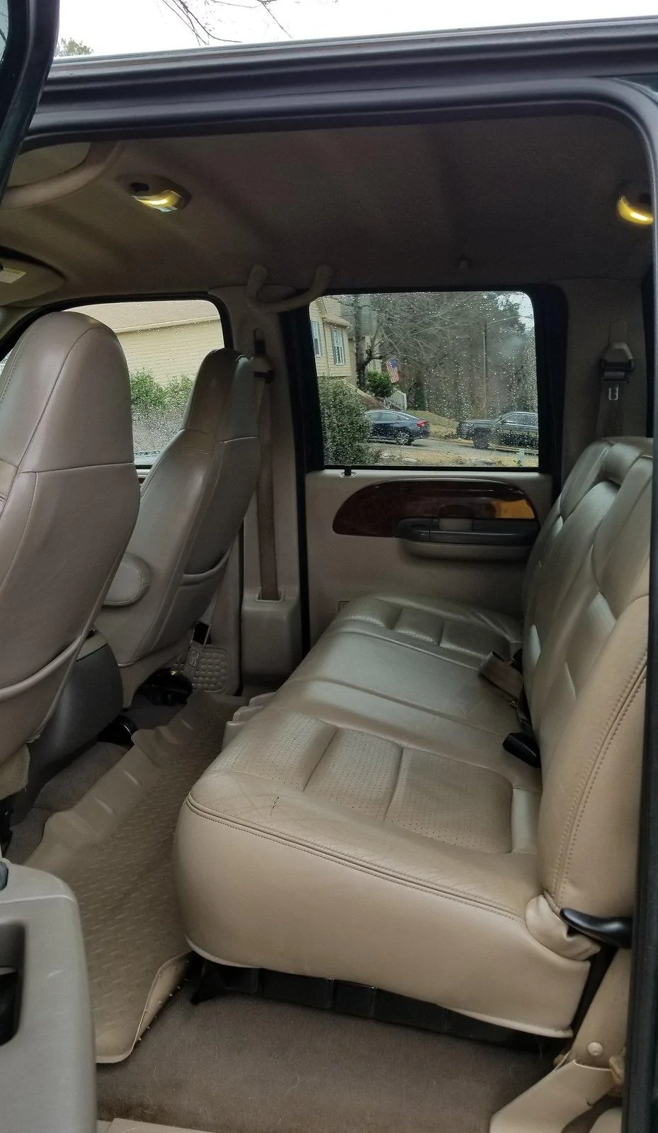 Jeep Wrangler JL What does the R3 decal mean? 20191206_110724