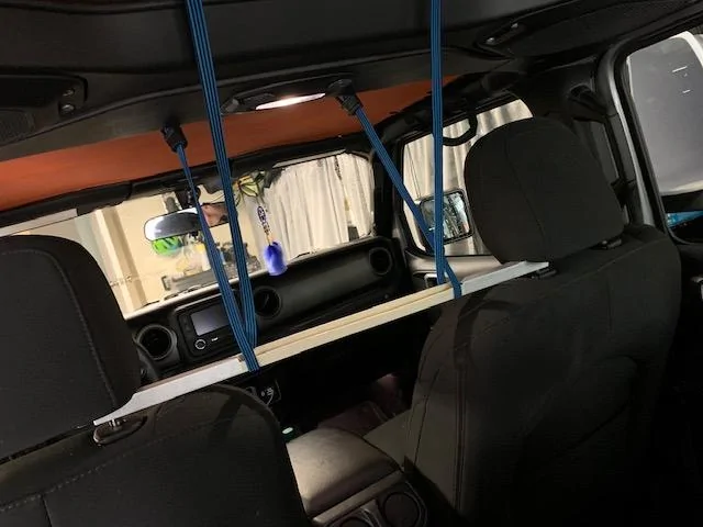 Jeep Wrangler JL iPad pro mount for rear passengers image2 (1)