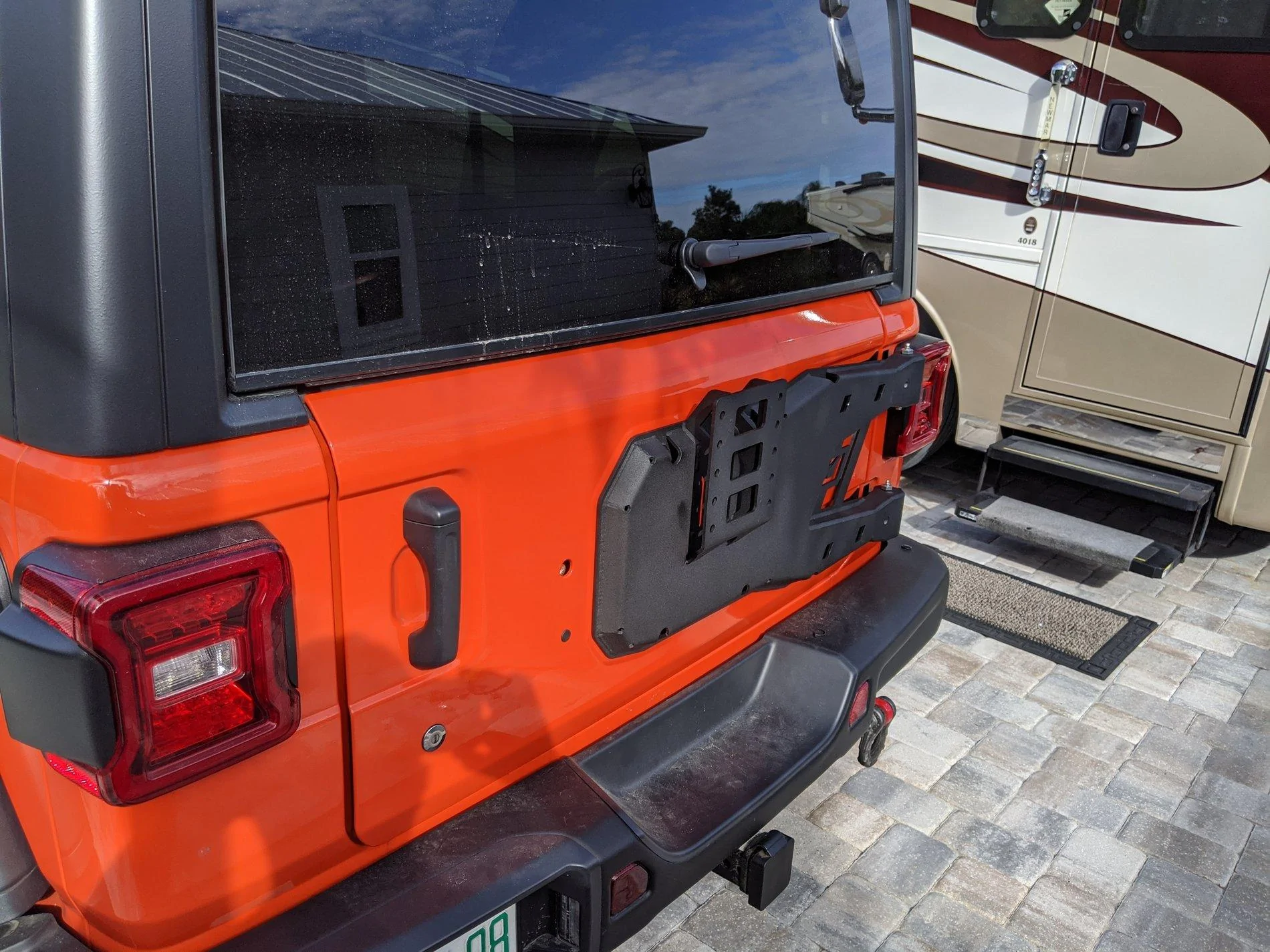 Jeep Wrangler JL The Tire Carrier Thread IMG_20191207_142734