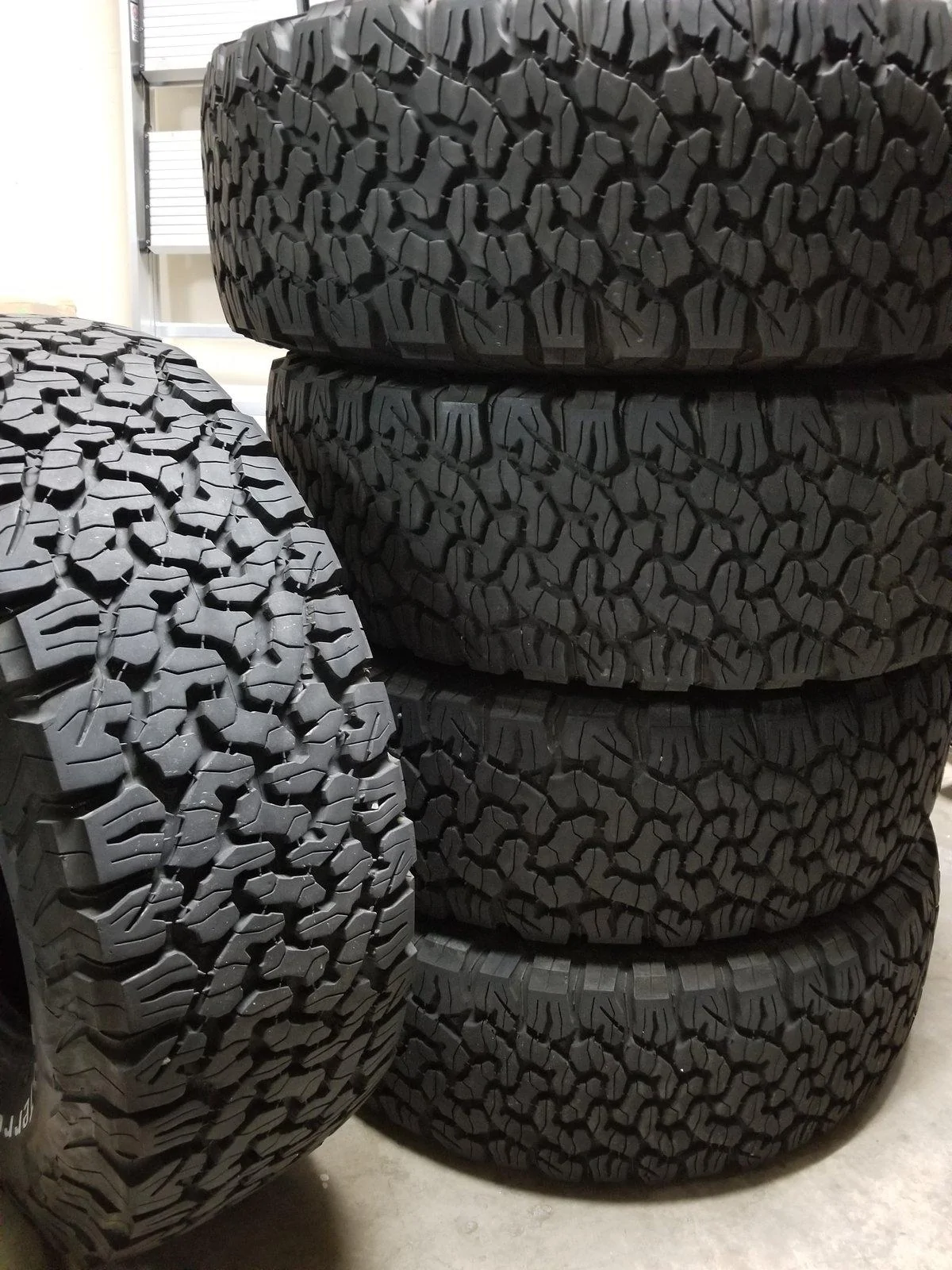 Jeep Wrangler JL 2018 Rubicon KO2 tires 20191207_184944