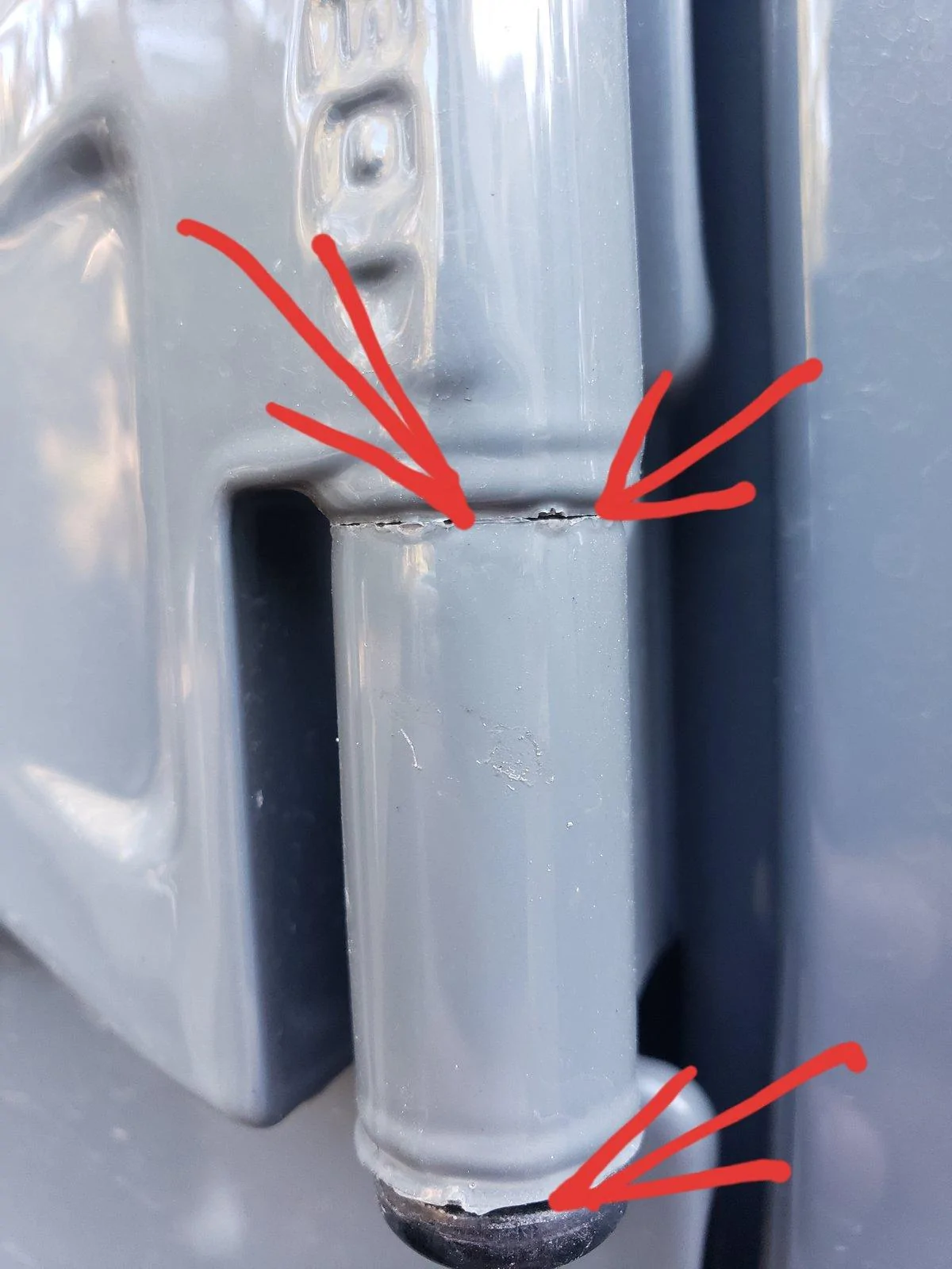 Jeep Wrangler JL Questions about extremely long service issues 20190927_170244