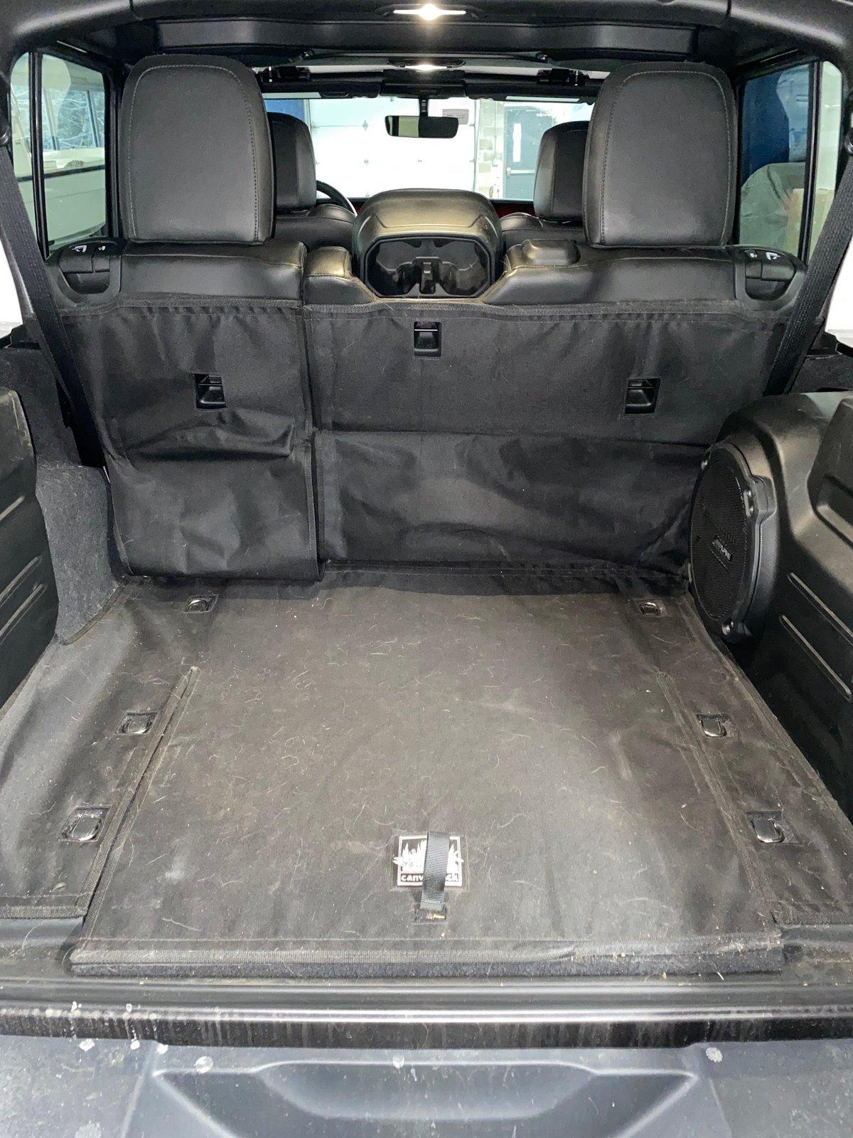 Jeep Wrangler JL Free* Canvasback cargo liner IMG_4674