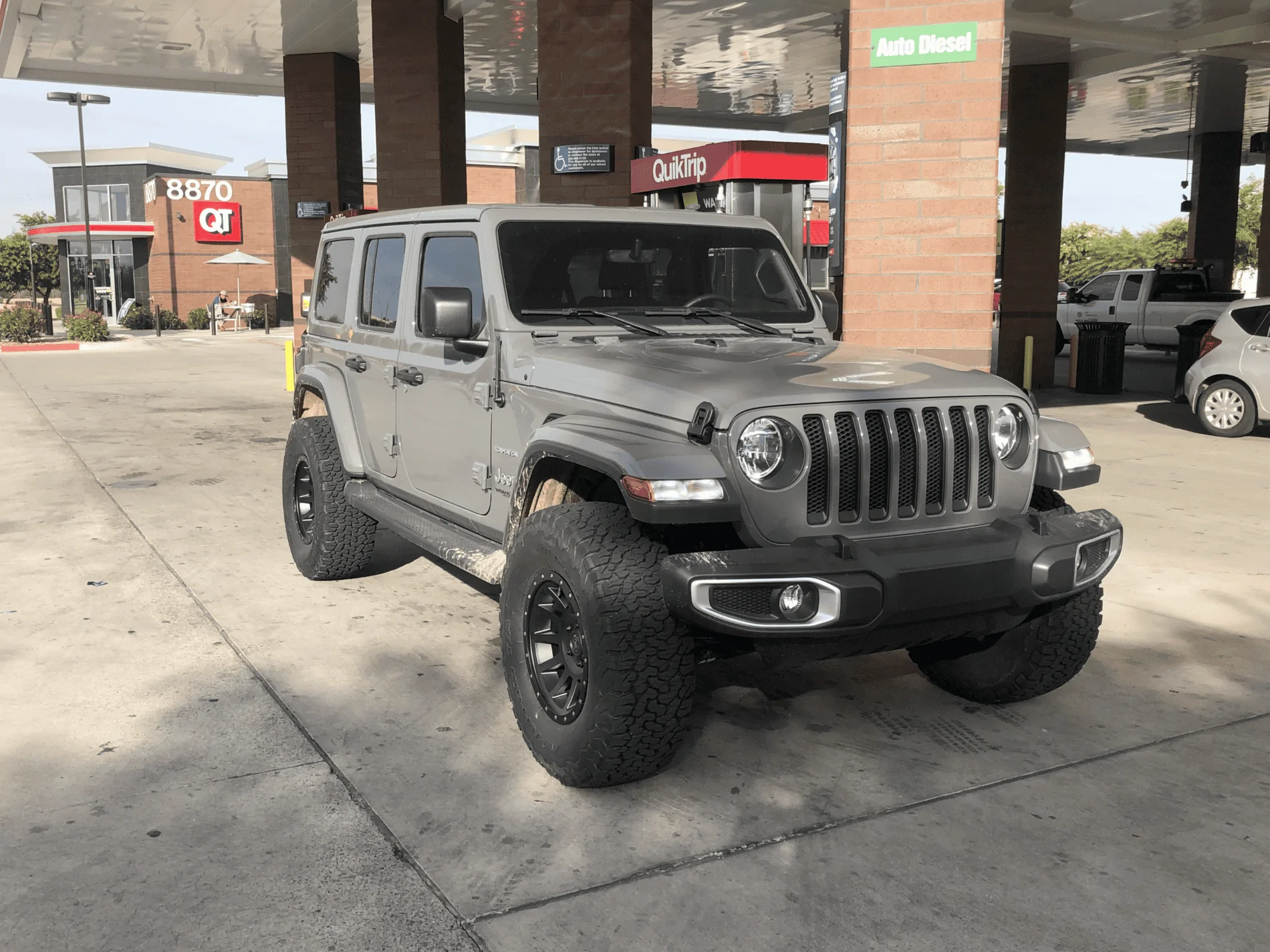 Jeep Wrangler JL Icon wheels 1C0A2E2A-3068-4496-9A95-75C45E7FC232