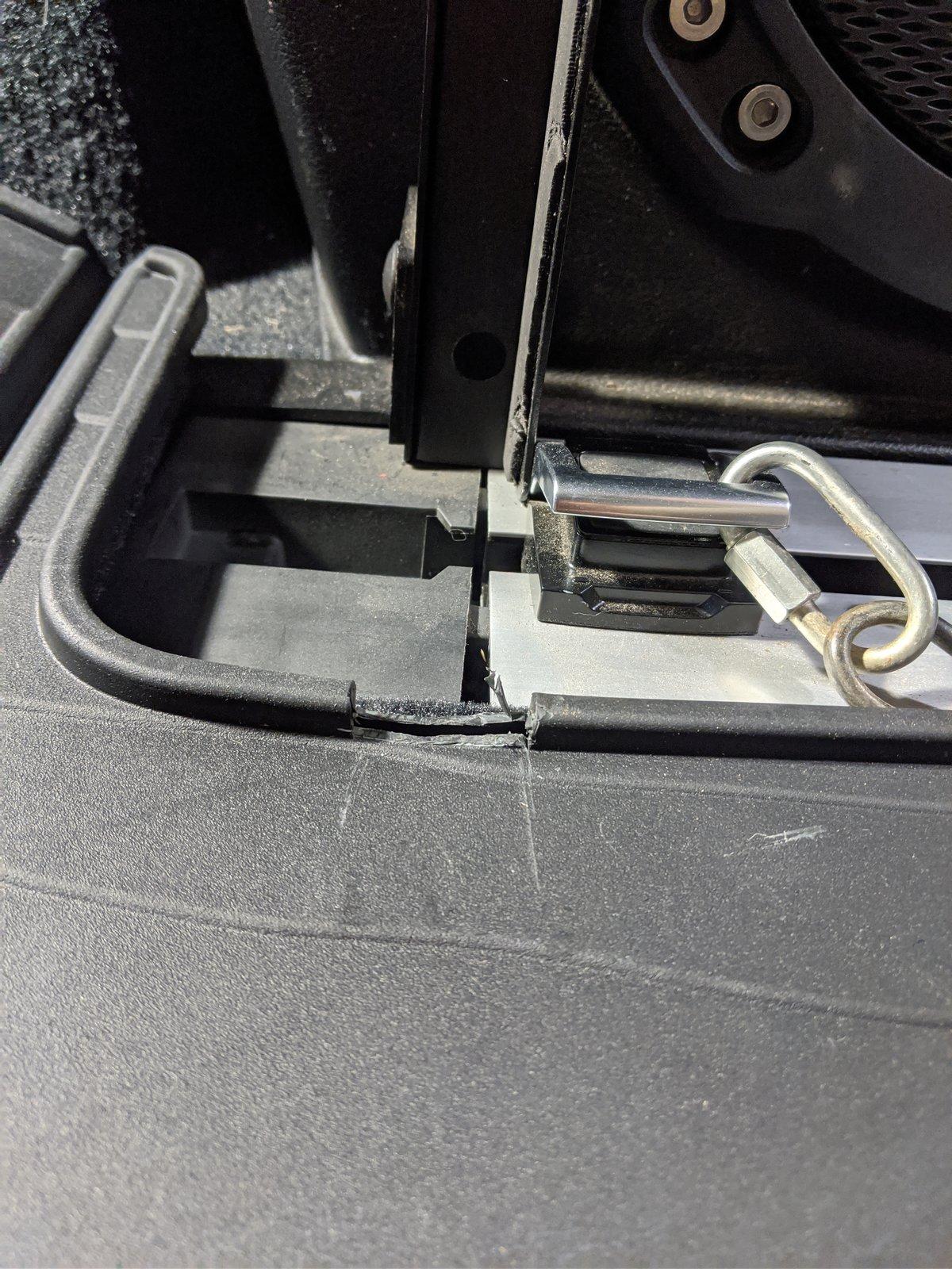 Jeep Wrangler JL Slipstream & Mopar Molded Cargo Tray? IMG_20191213_144751