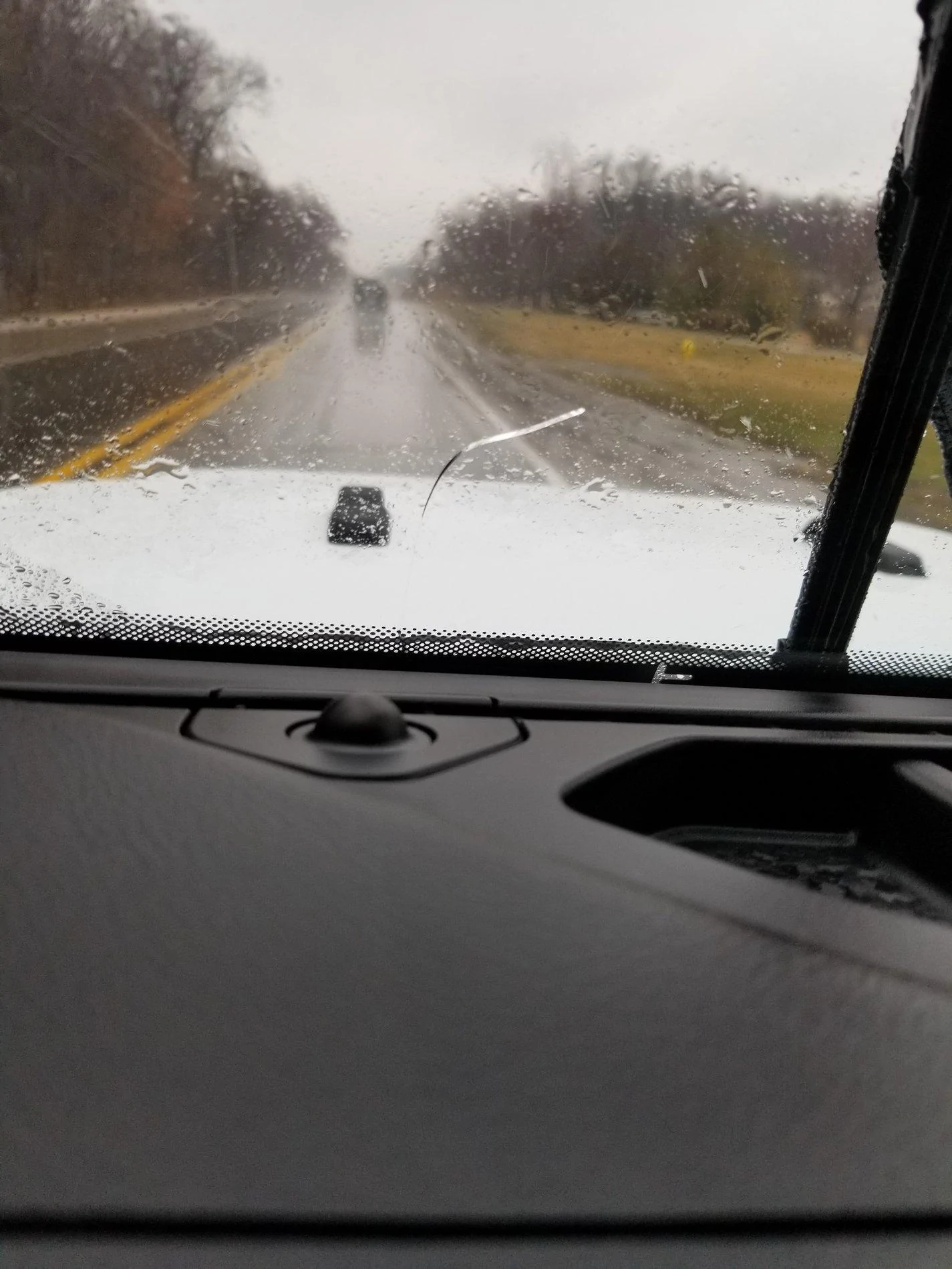 Jeep Wrangler JL Cracked Windshield Club 20180329_152709